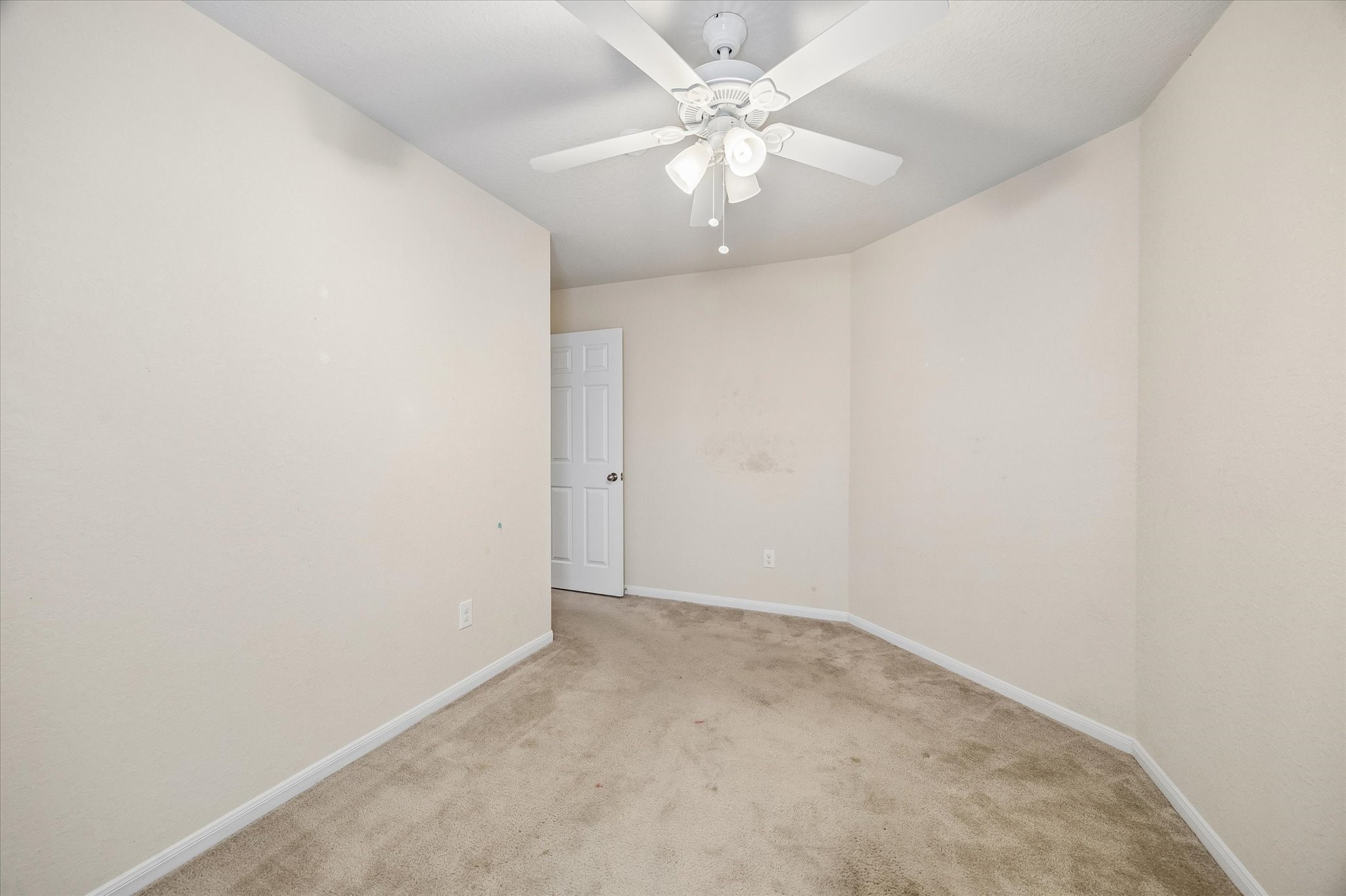 15643 Sheldon Ridge Way, Houston, TX 77044