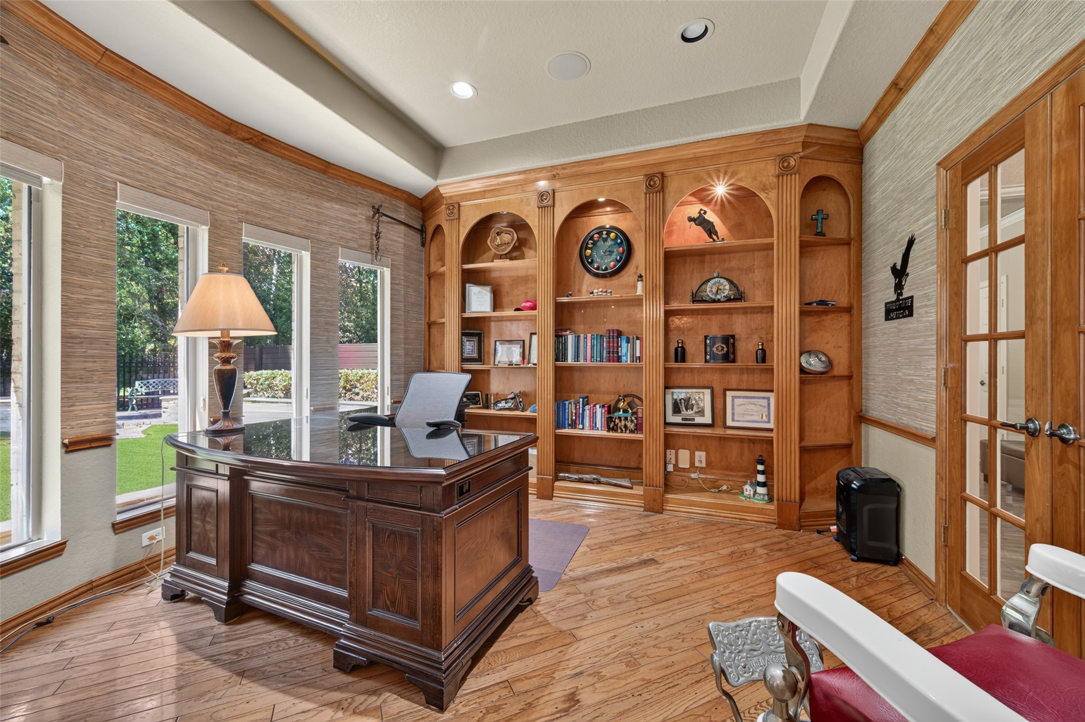 Formal office/ study