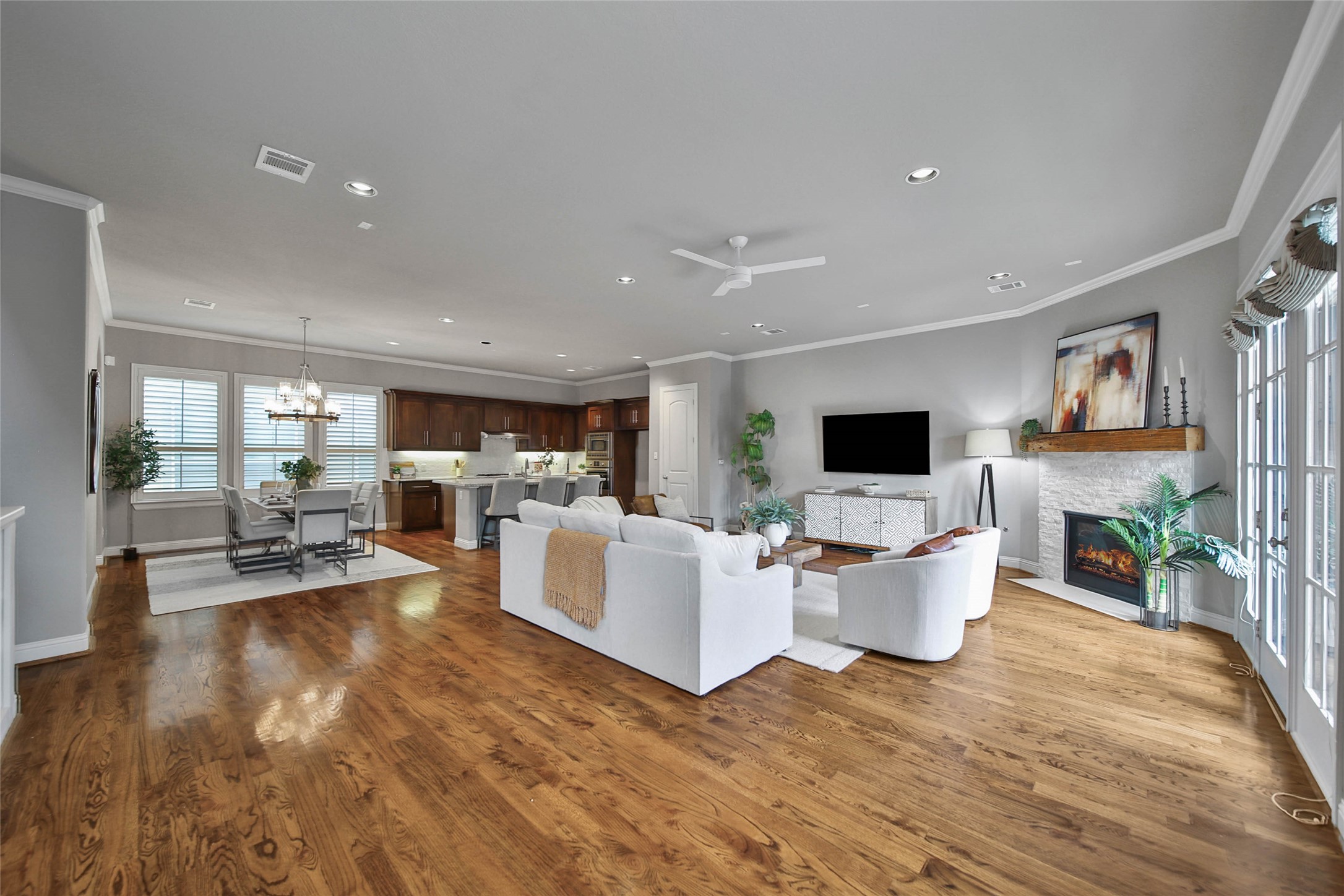 2401 Cohn Street, Houston, TX 77007