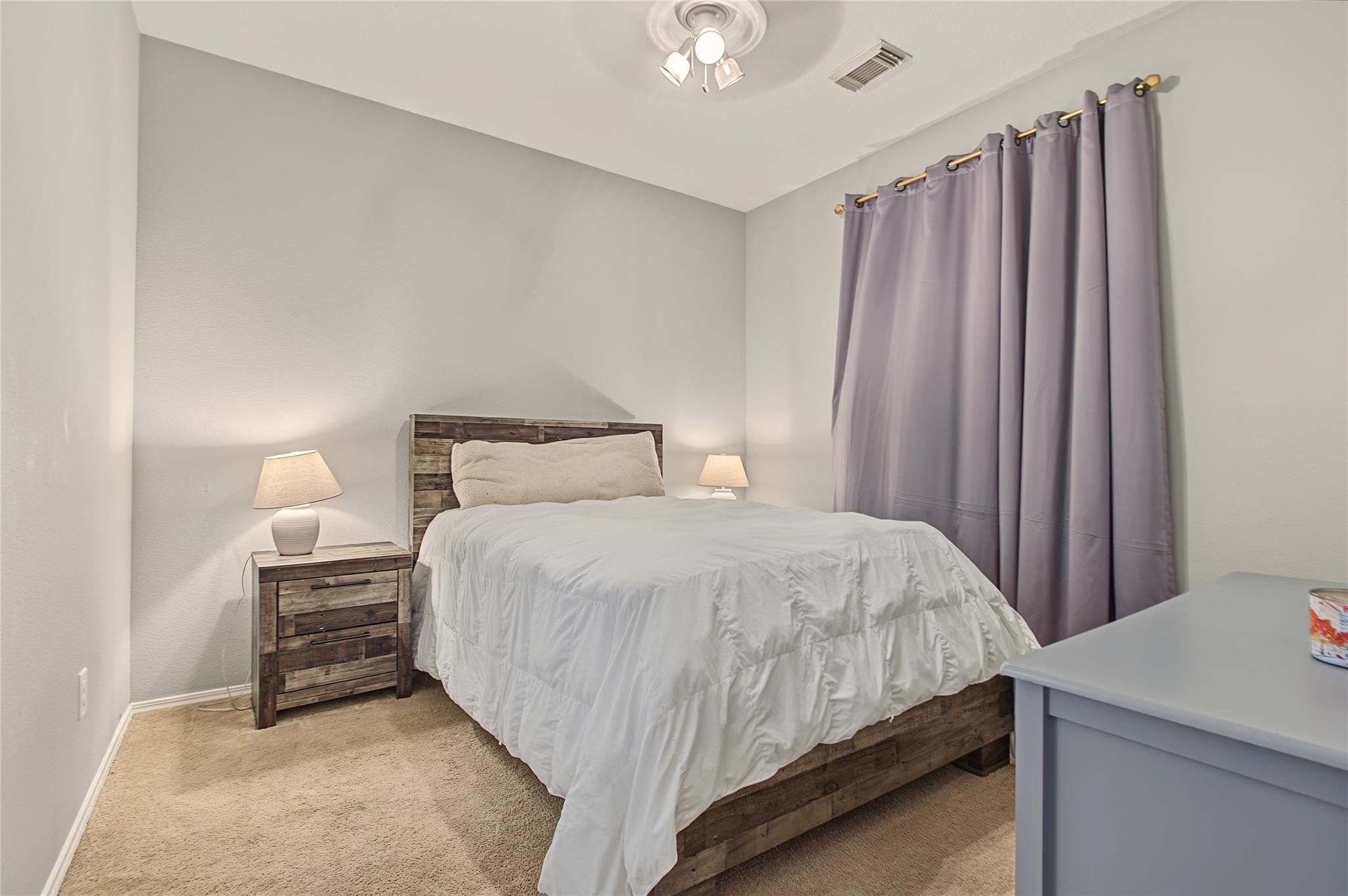 19 E Sundance Circle, The Woodlands, TX 77382