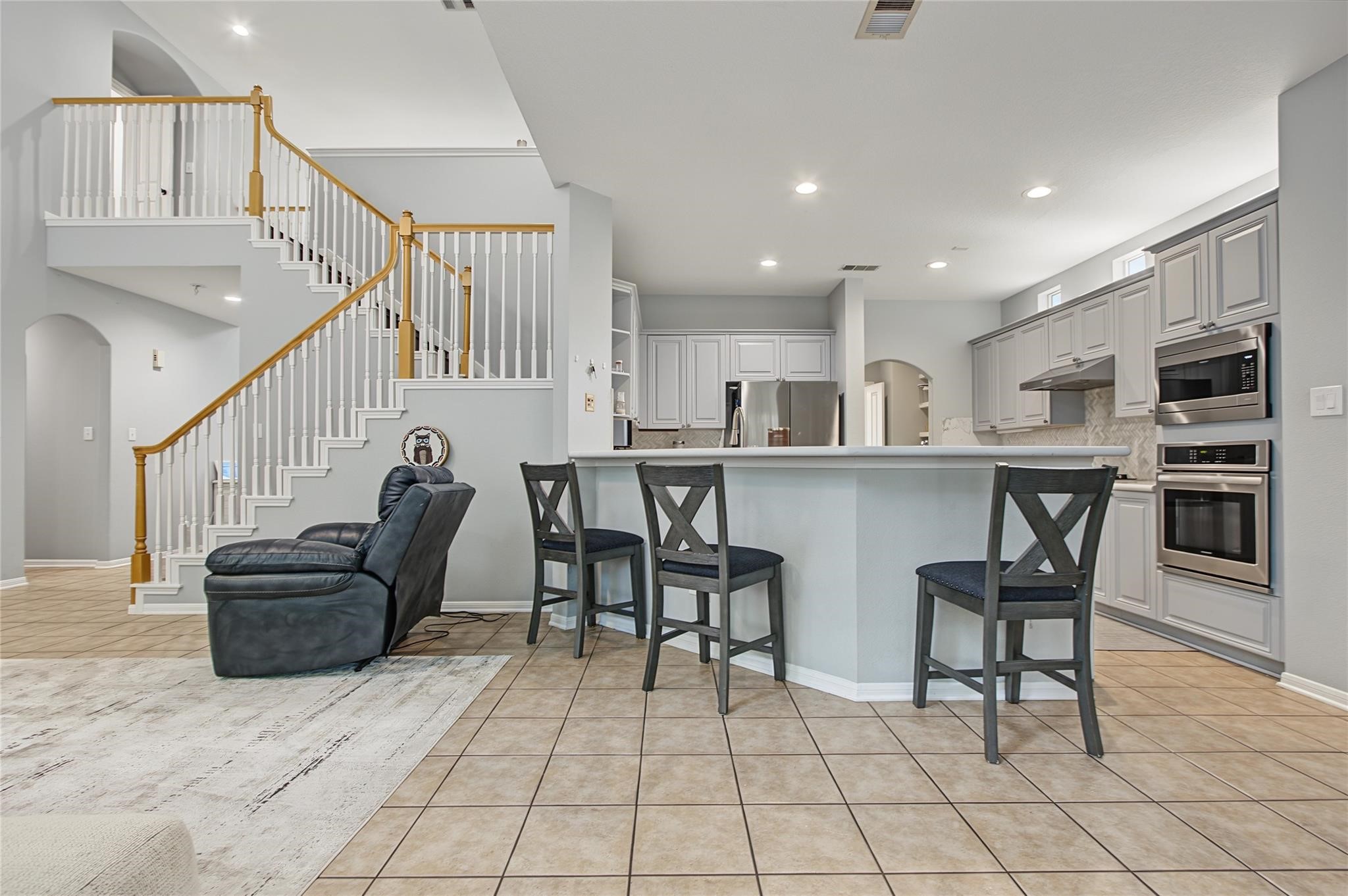 19 E Sundance Circle, The Woodlands, TX 77382