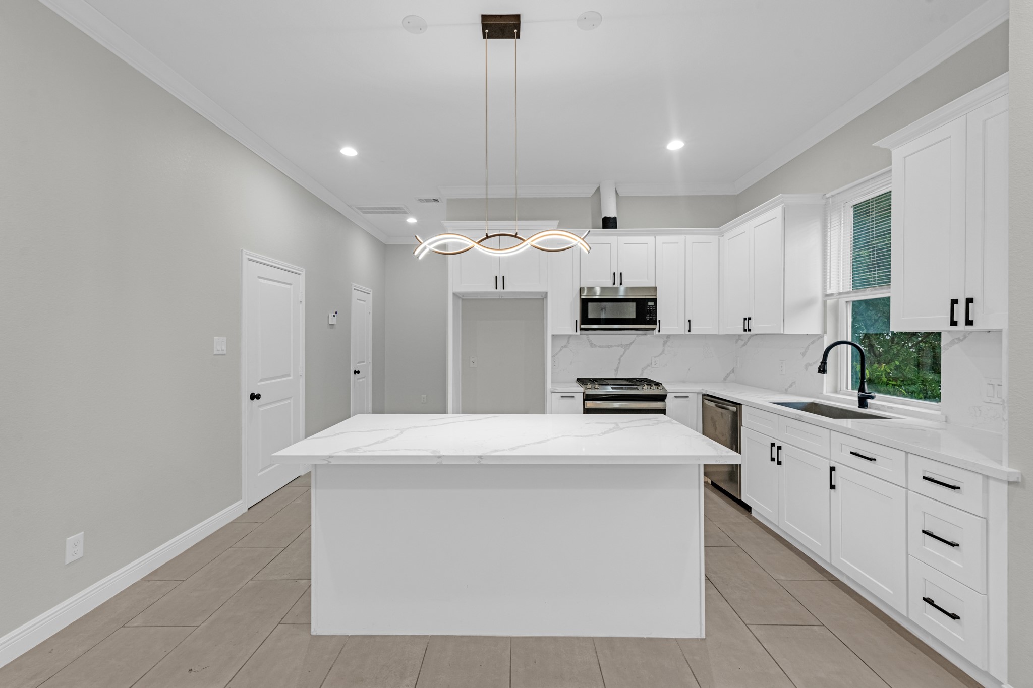 5020 Sayers Street, #A, Houston, TX 77026 5020 Sayers Street, #A, Houston, TX 77026
