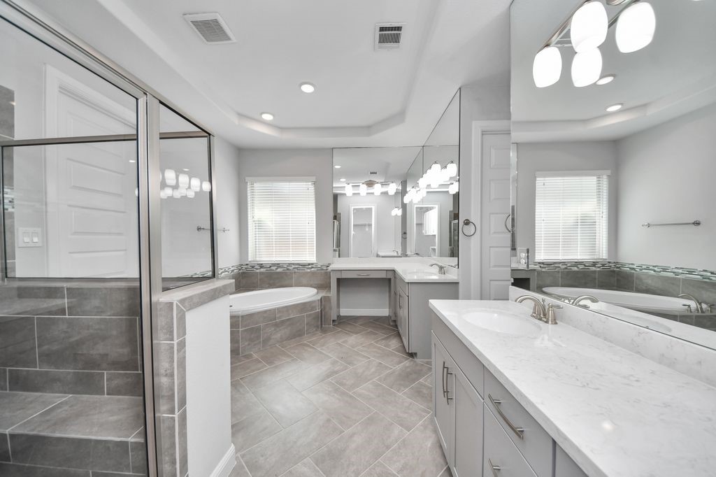 Large soaking tub.