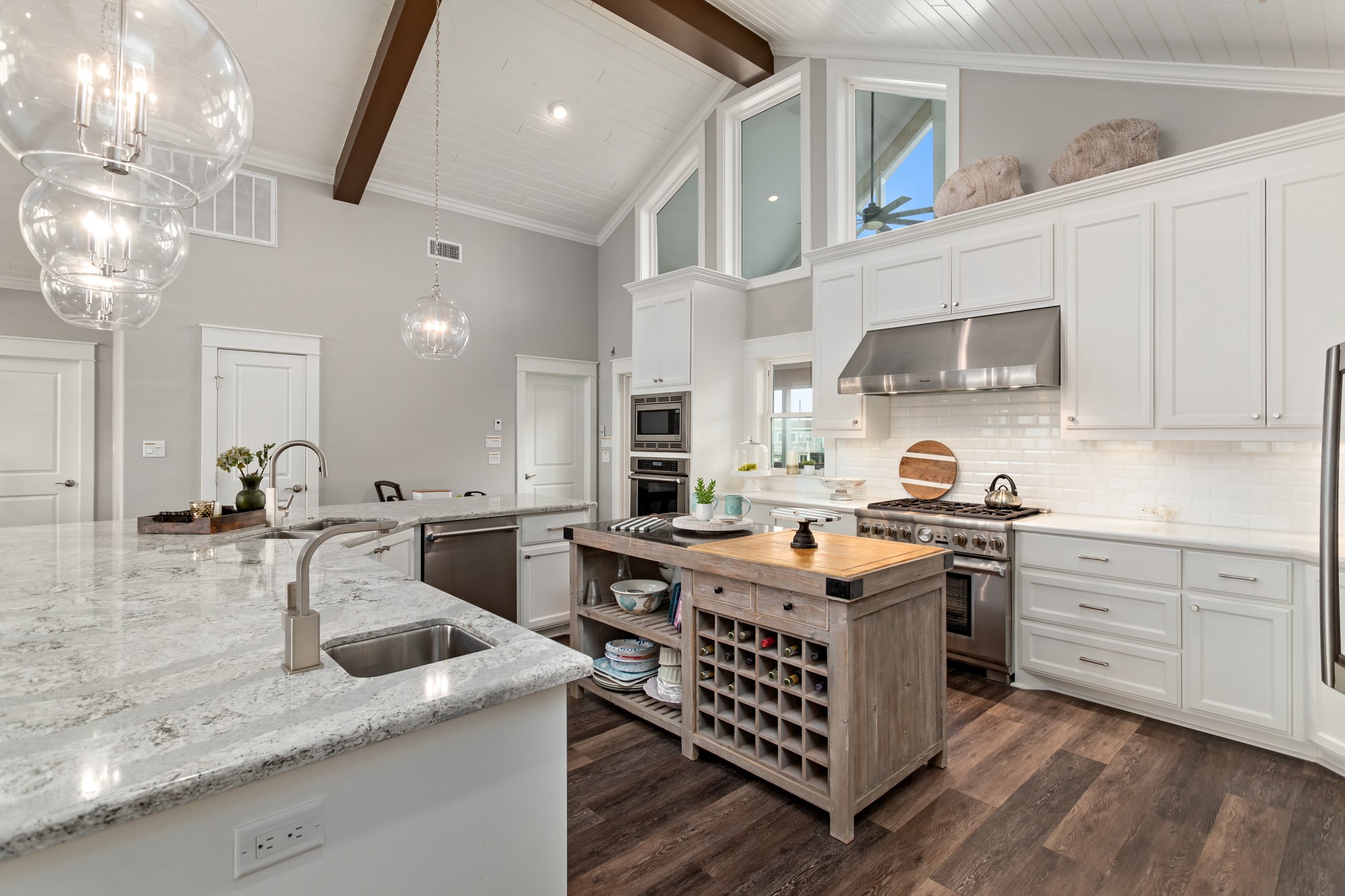 2130 Gulf, Crystal Beach, TX 77650