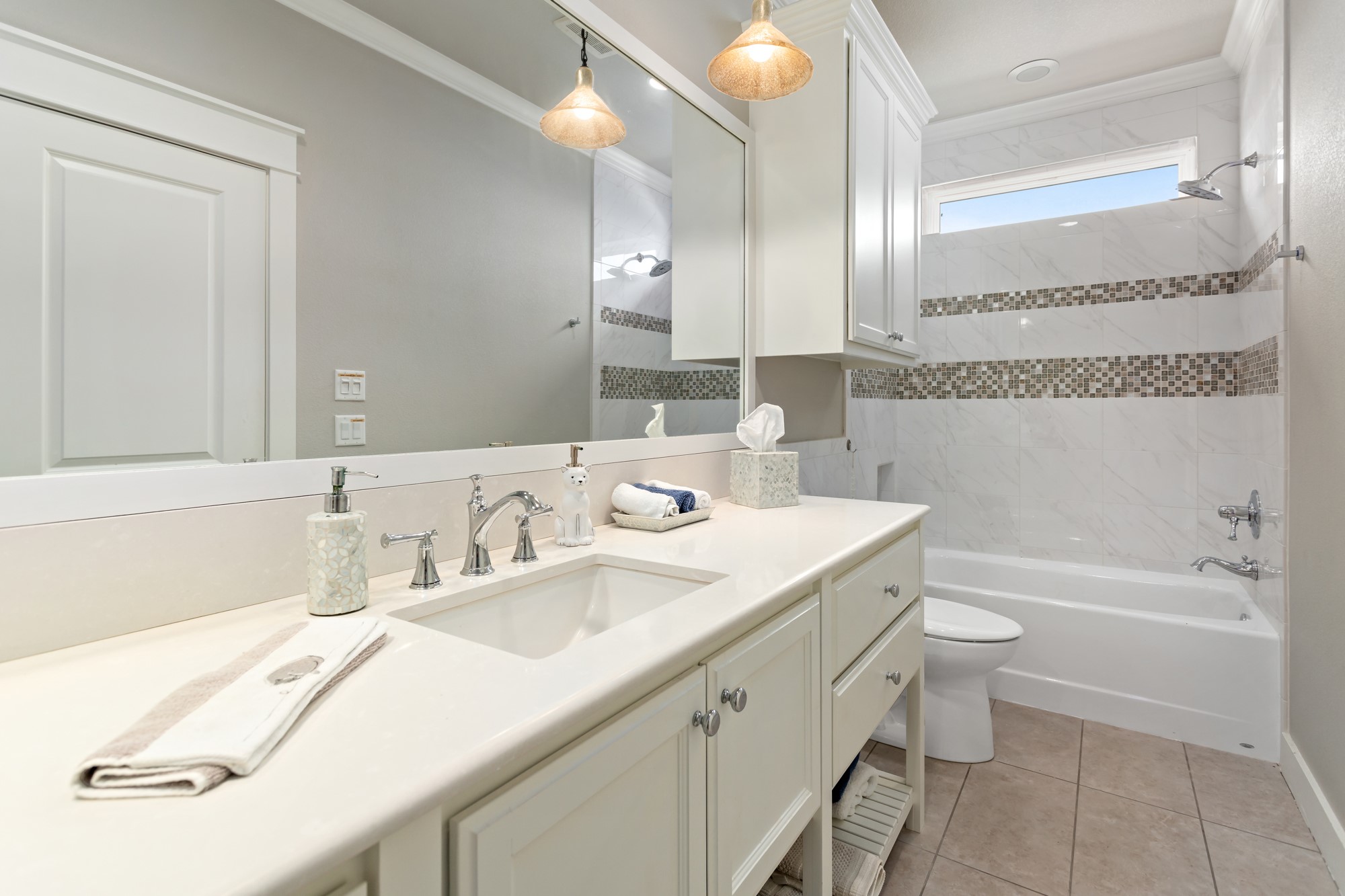 2130 Gulf, Crystal Beach, TX 77650