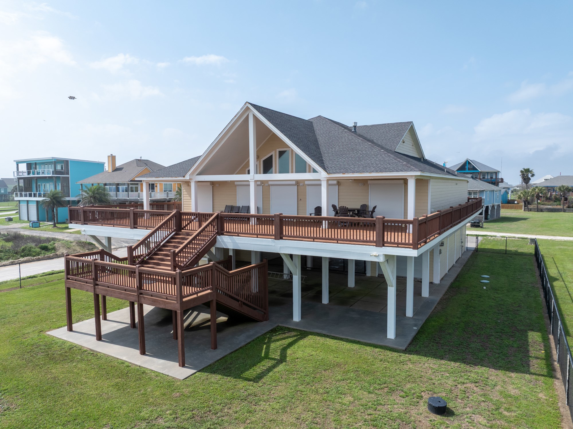 2130 Gulf, Crystal Beach, TX 77650 2130 Gulf, Crystal Beach, TX 77650