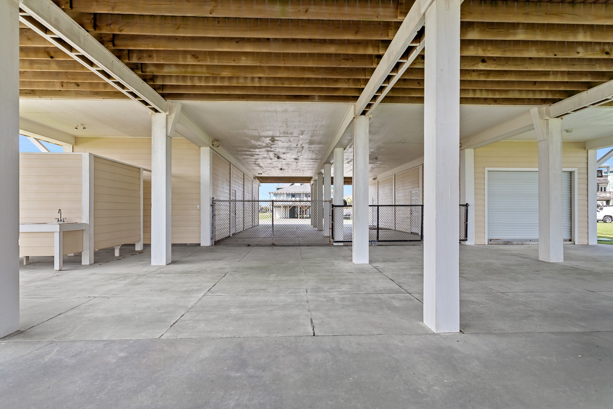 2130 Gulf, Crystal Beach, TX 77650