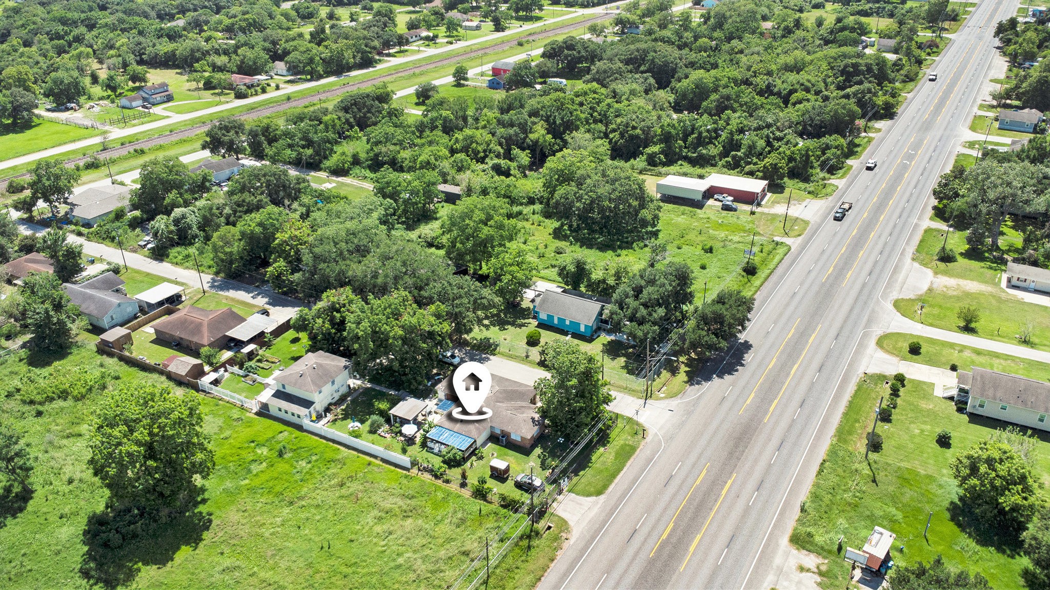 6503 Sharon Lane, Hitchcock, TX 77563
