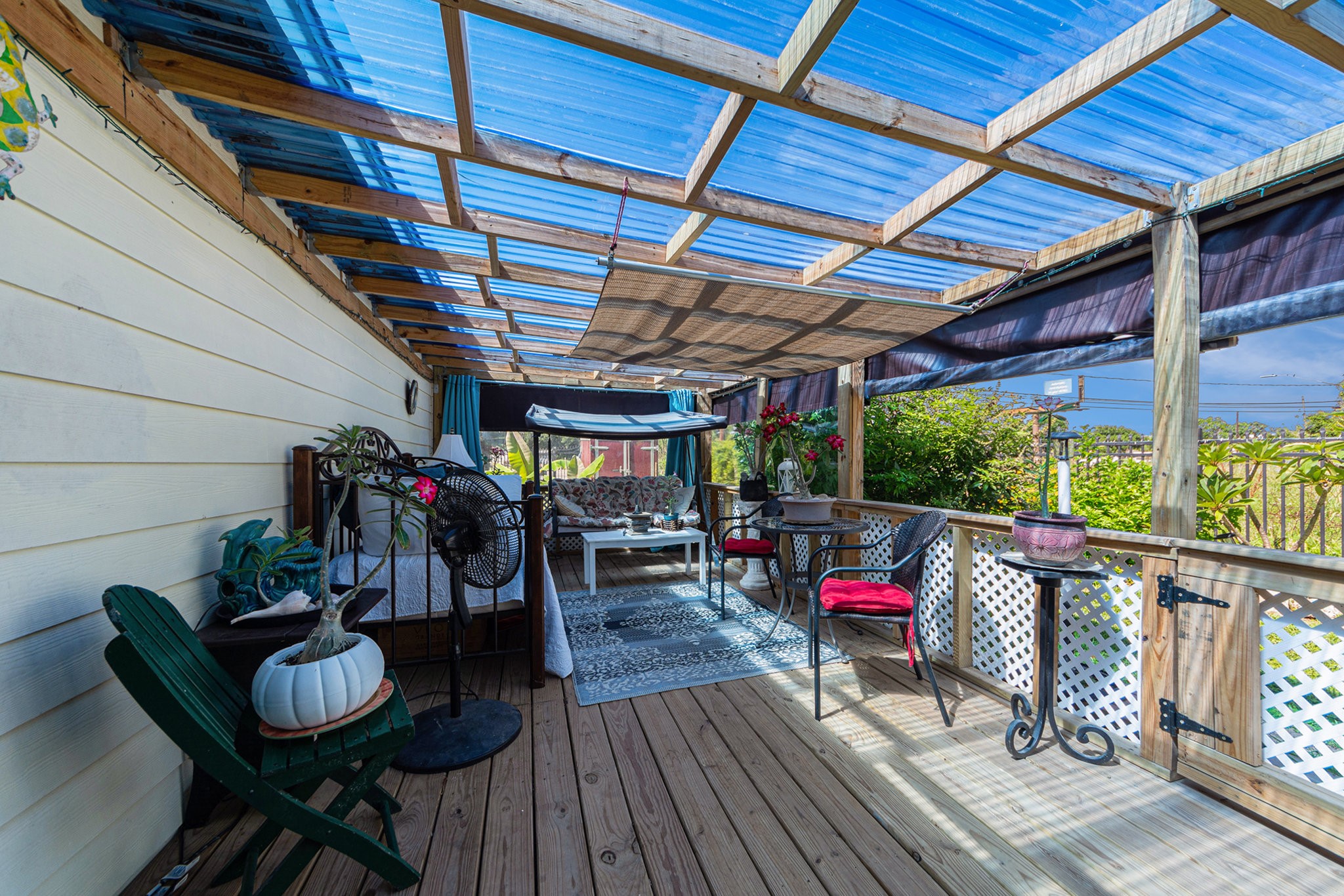 6503 Sharon Lane, Hitchcock, TX 77563