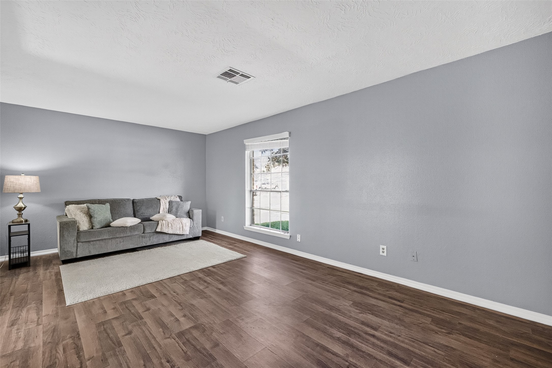 6013 Leafwood Circle, League City, TX 77573