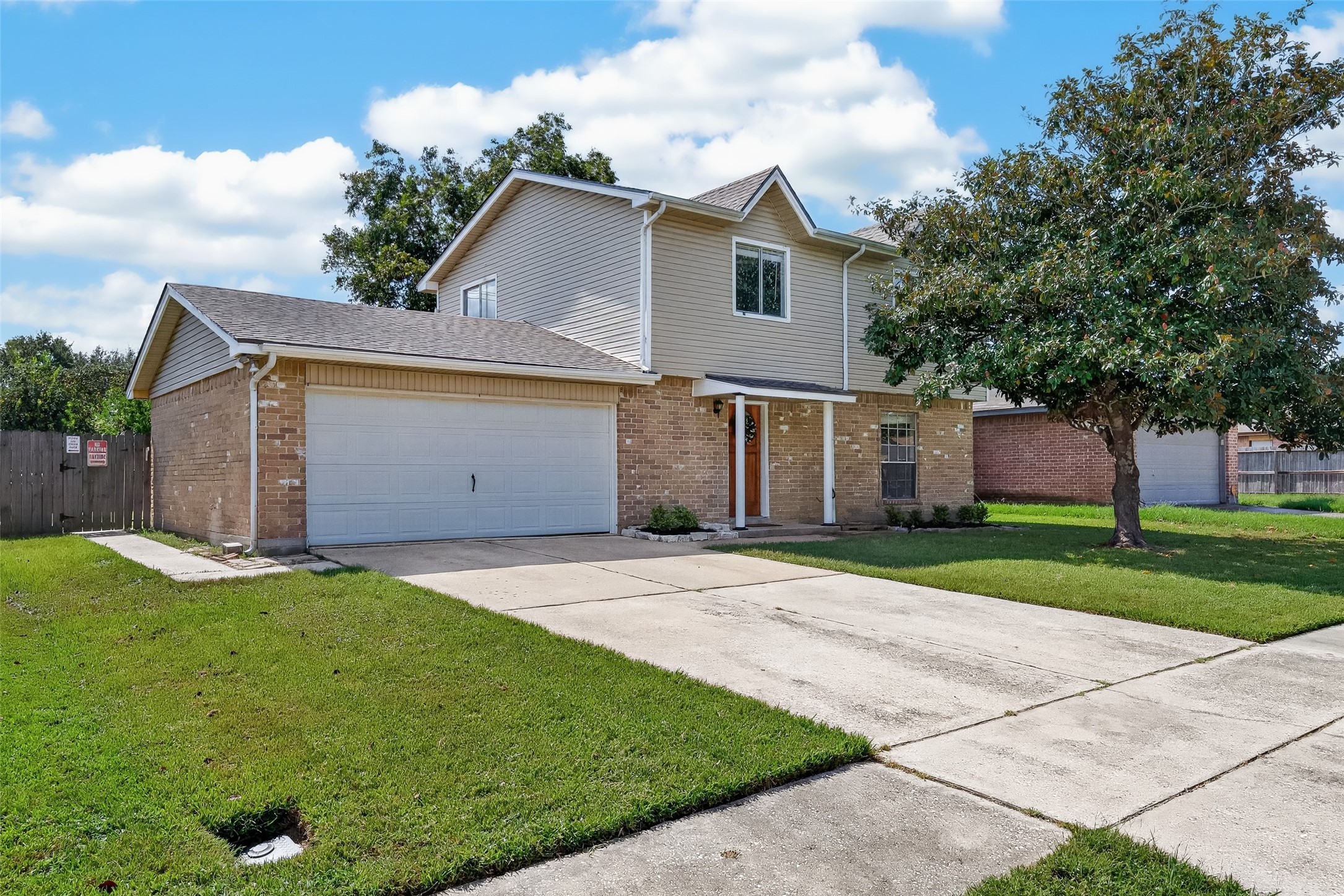 6013 Leafwood Circle, League City, TX 77573