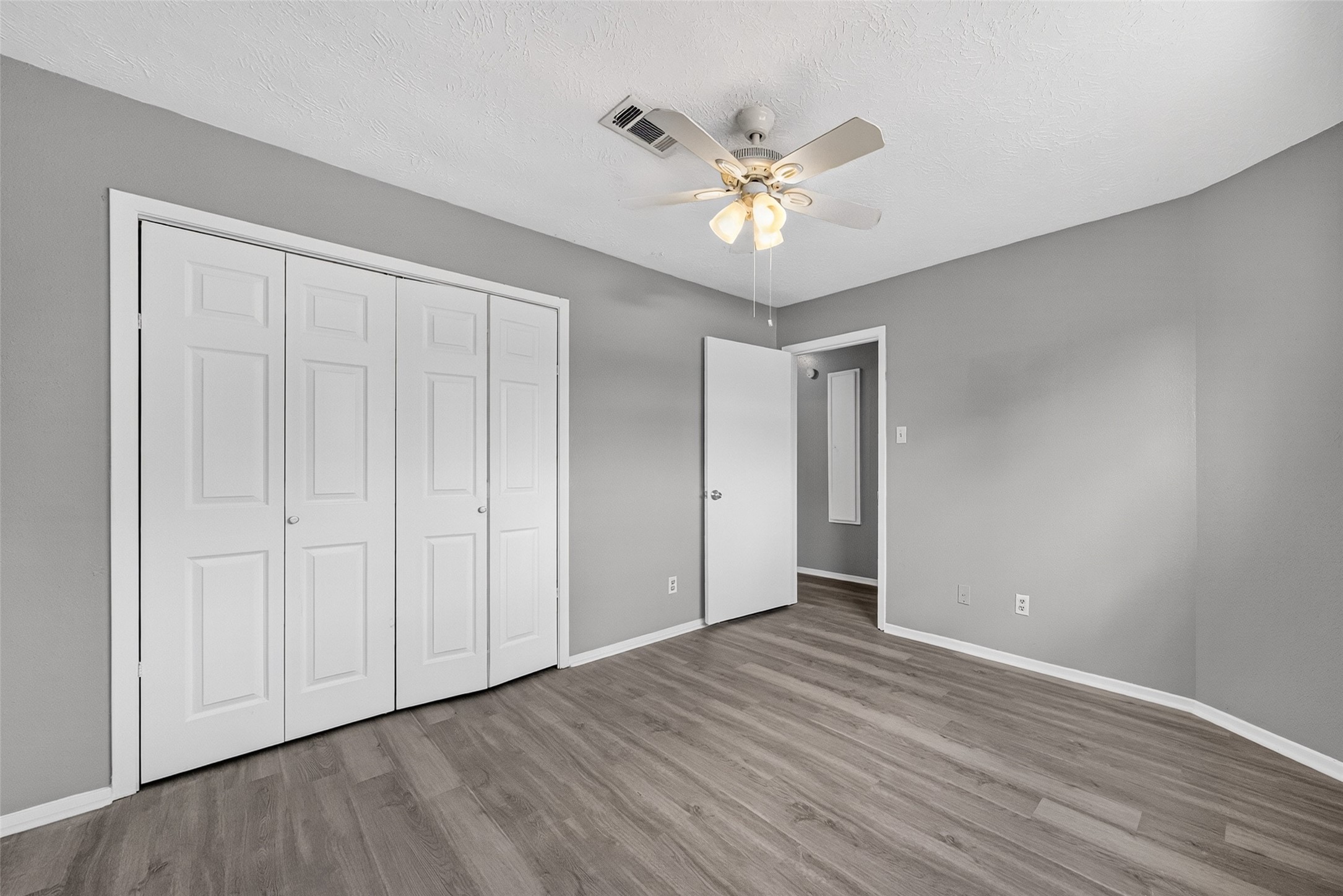 6013 Leafwood Circle, League City, TX 77573