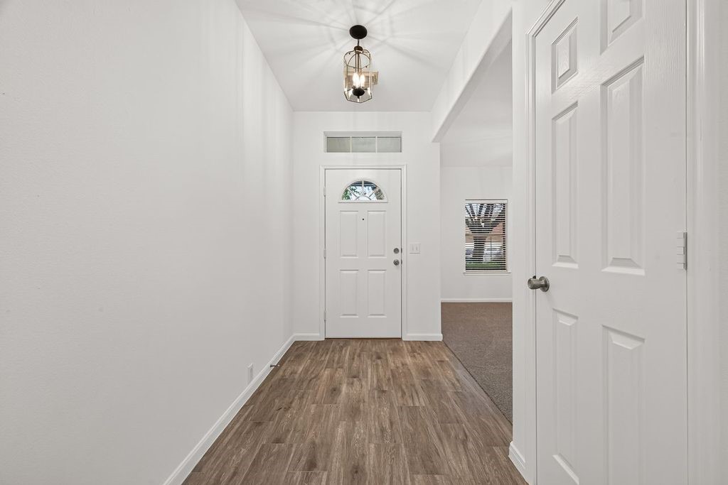 4718 Glencastle Court, Houston, TX 77345
