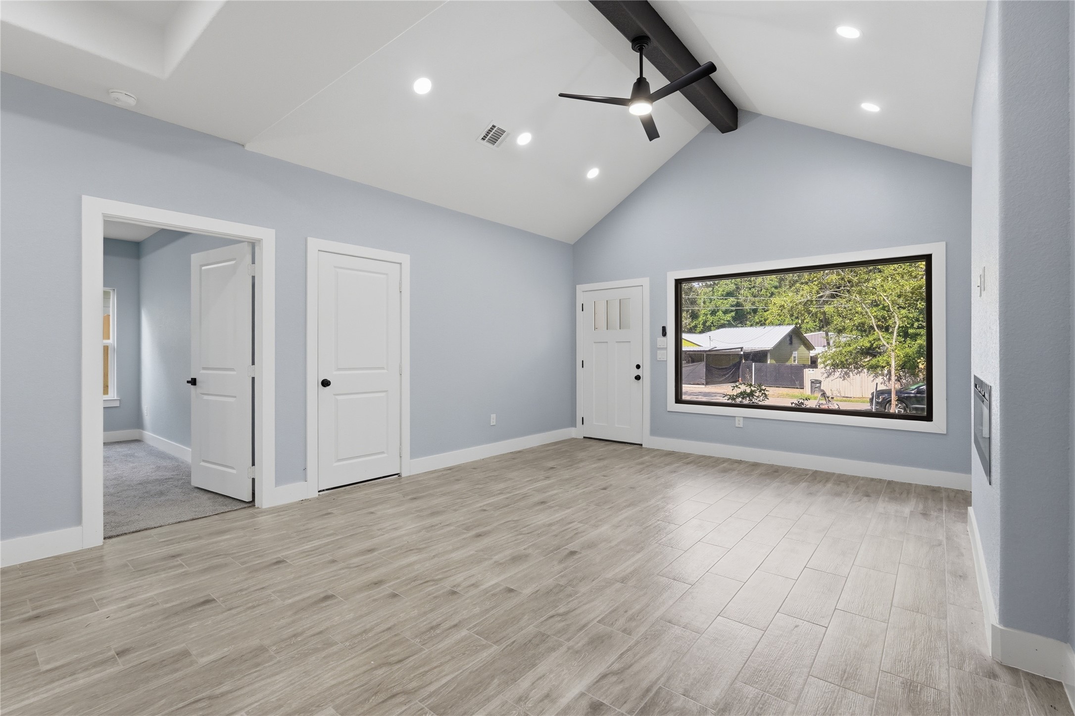 18434 Fannin Road, Willis, TX 77378 18434 Fannin Road, Willis, TX 77378