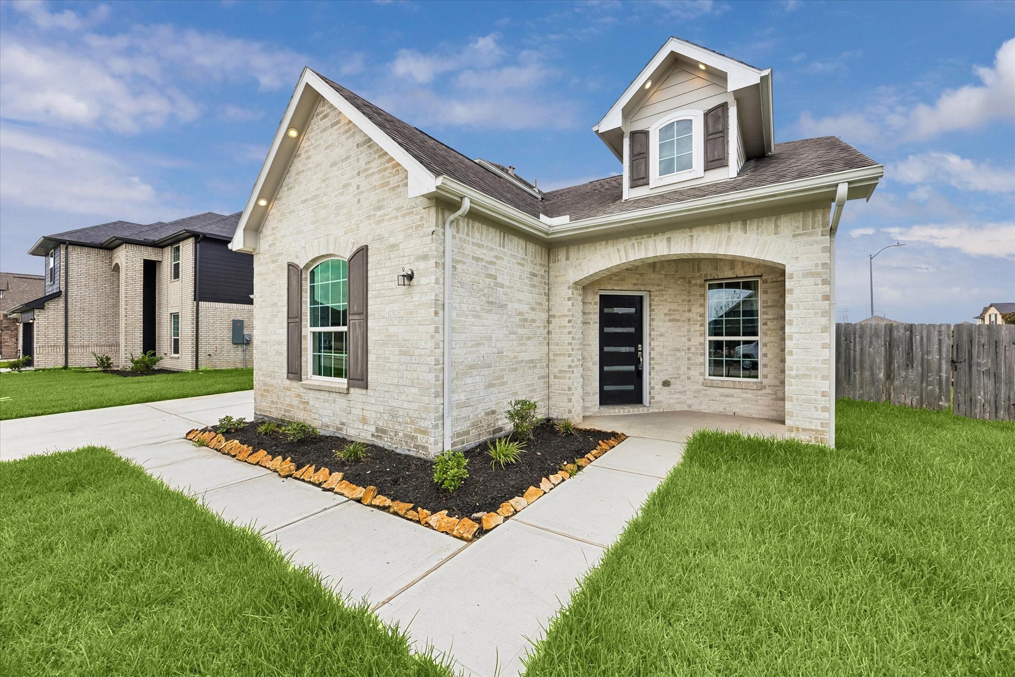 317 Merlot Drive, Alvin, TX 77511 317 Merlot Drive, Alvin, TX 77511