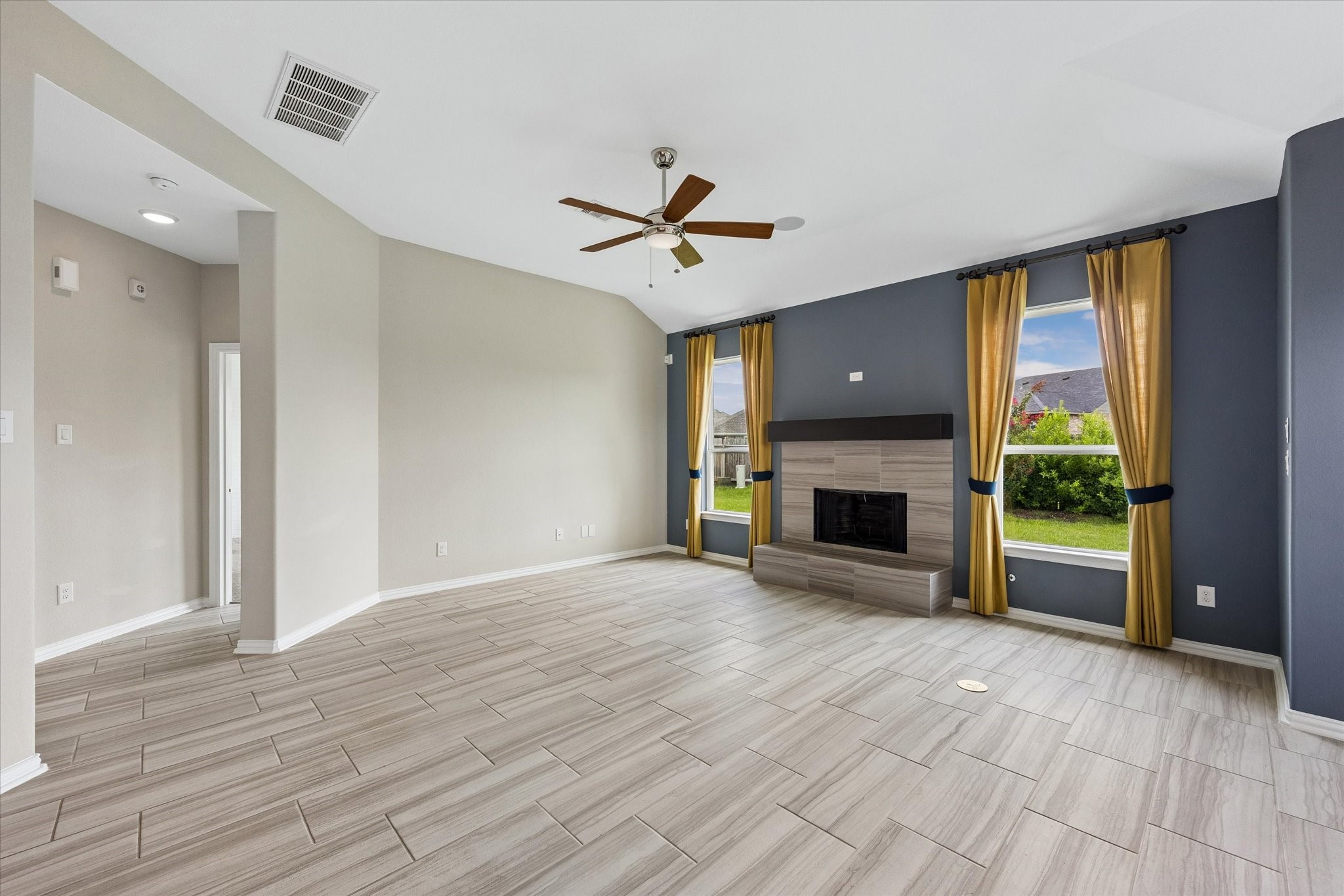 317 Merlot Drive, Alvin, TX 77511 317 Merlot Drive, Alvin, TX 77511