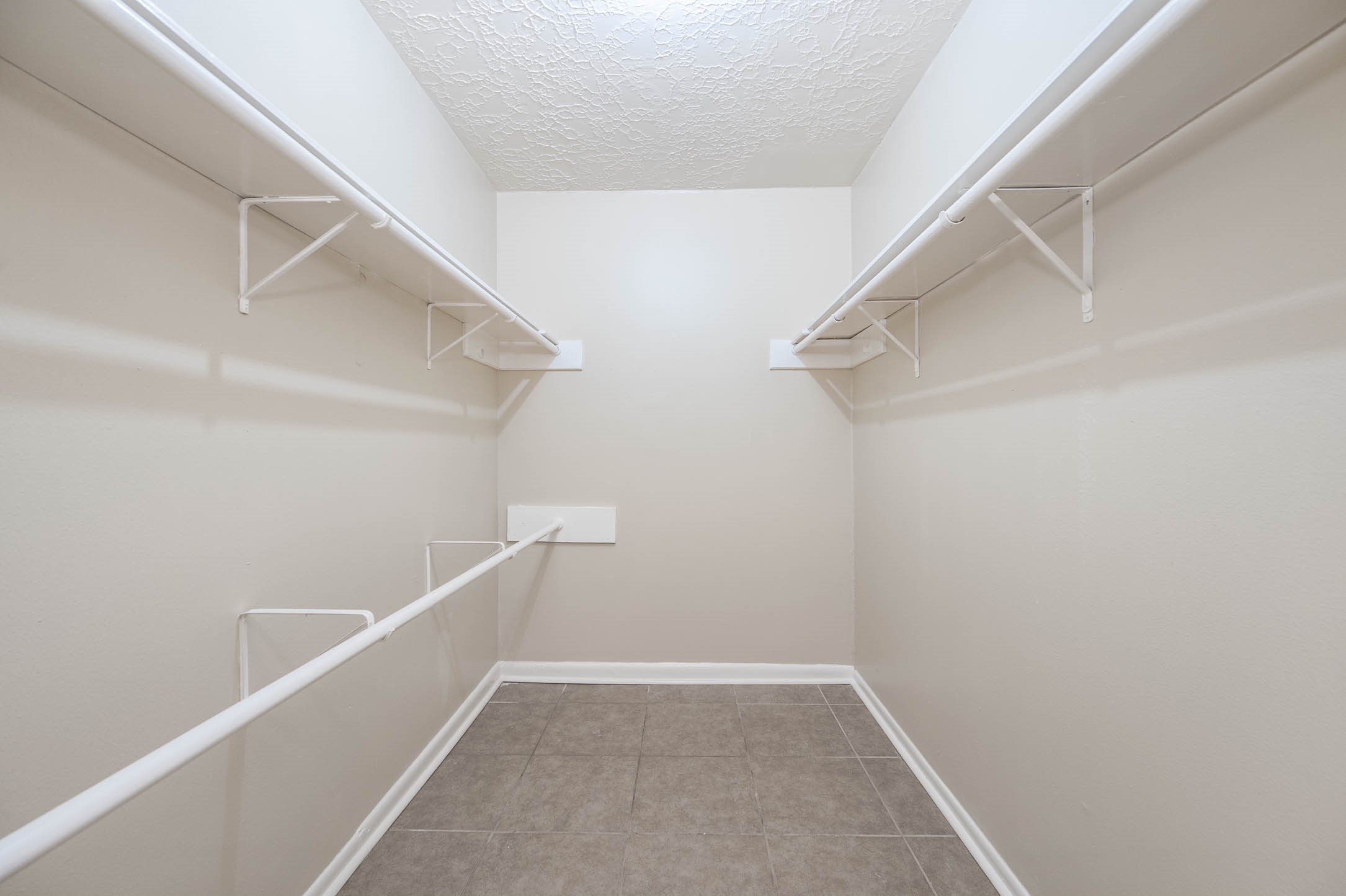 538 Shady Dale Drive, Stafford, TX 77477