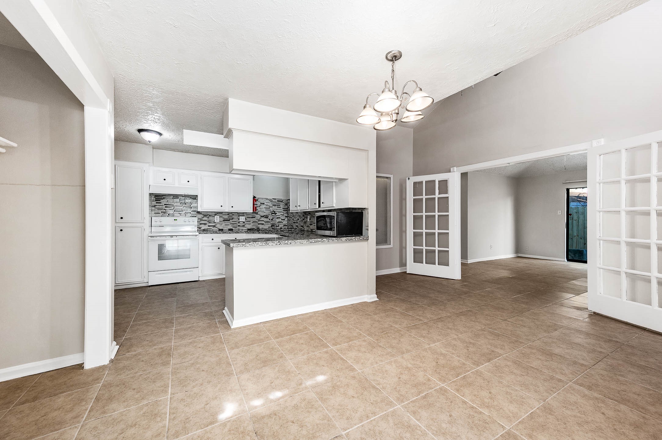 538 Shady Dale Drive, Stafford, TX 77477