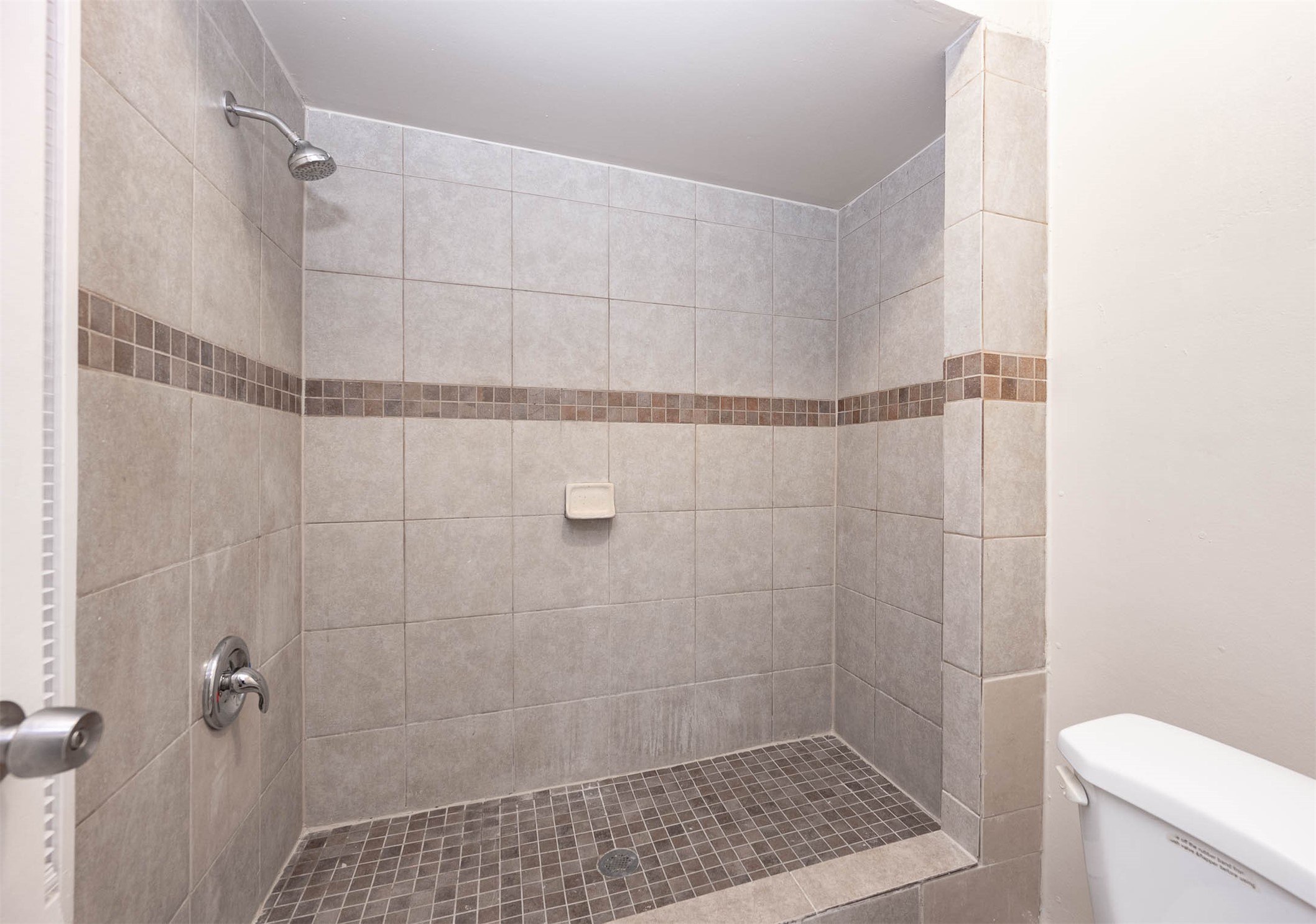 538 Shady Dale Drive, Stafford, TX 77477
