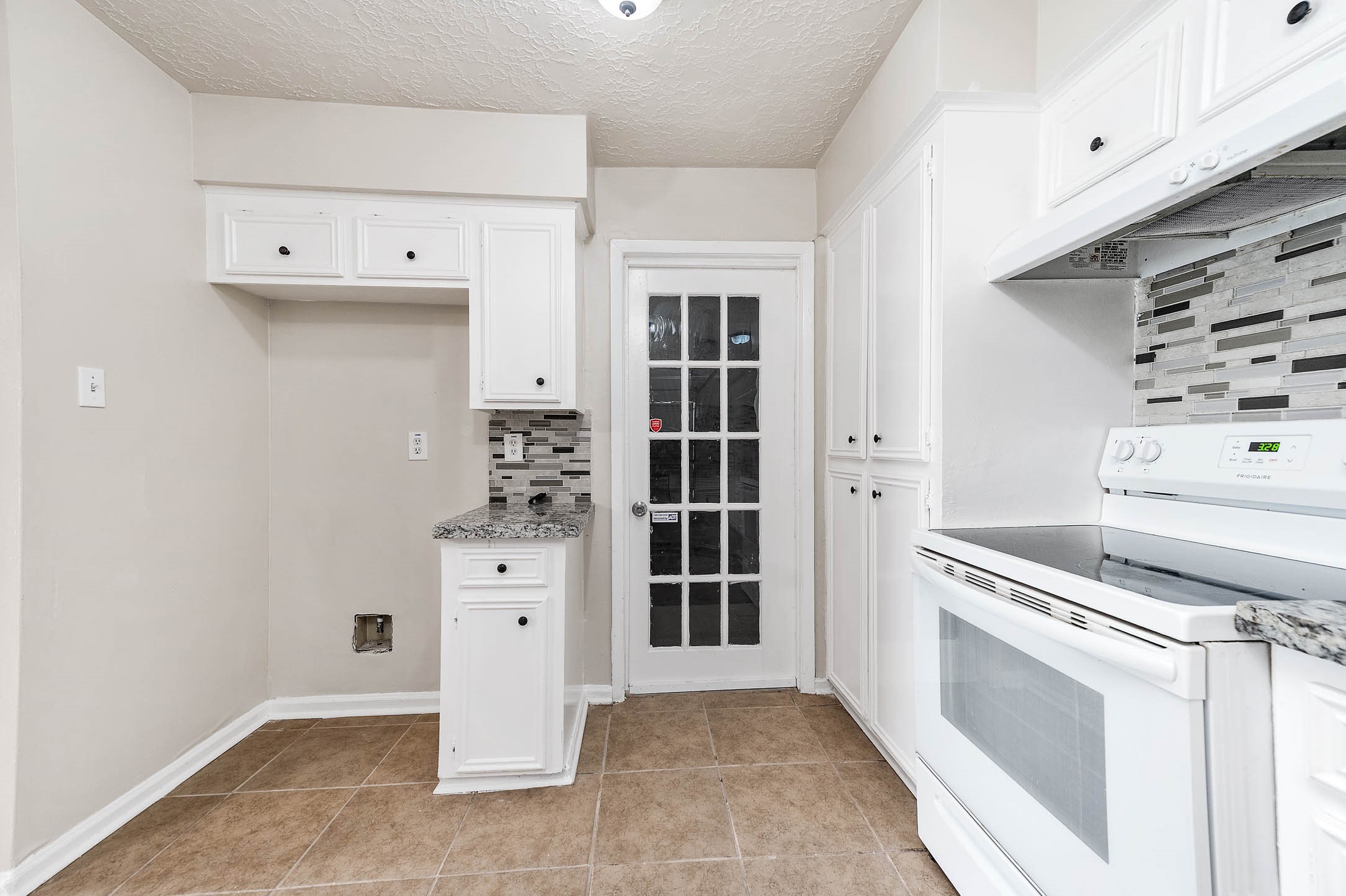 538 Shady Dale Drive, Stafford, TX 77477
