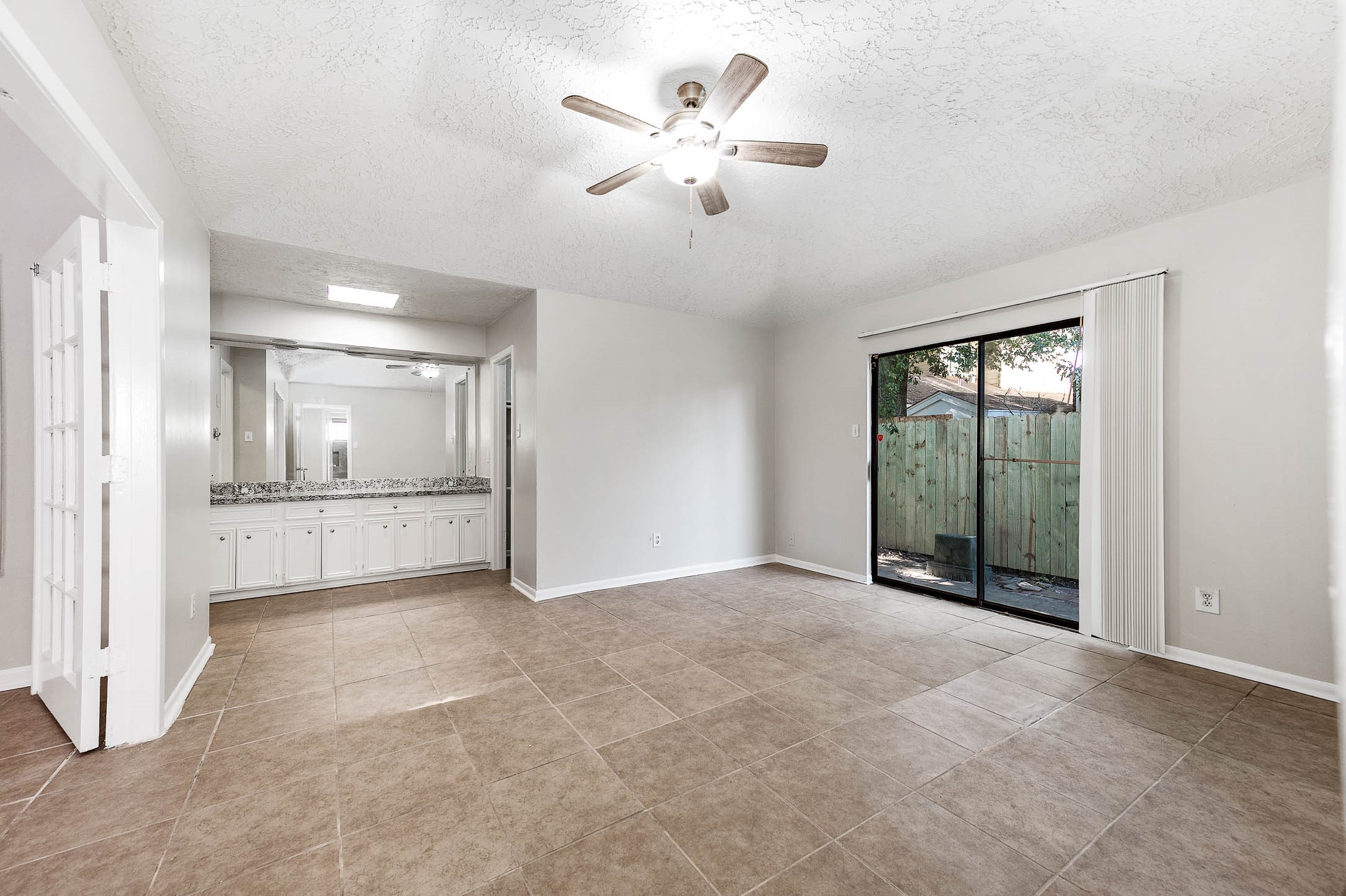 538 Shady Dale Drive, Stafford, TX 77477