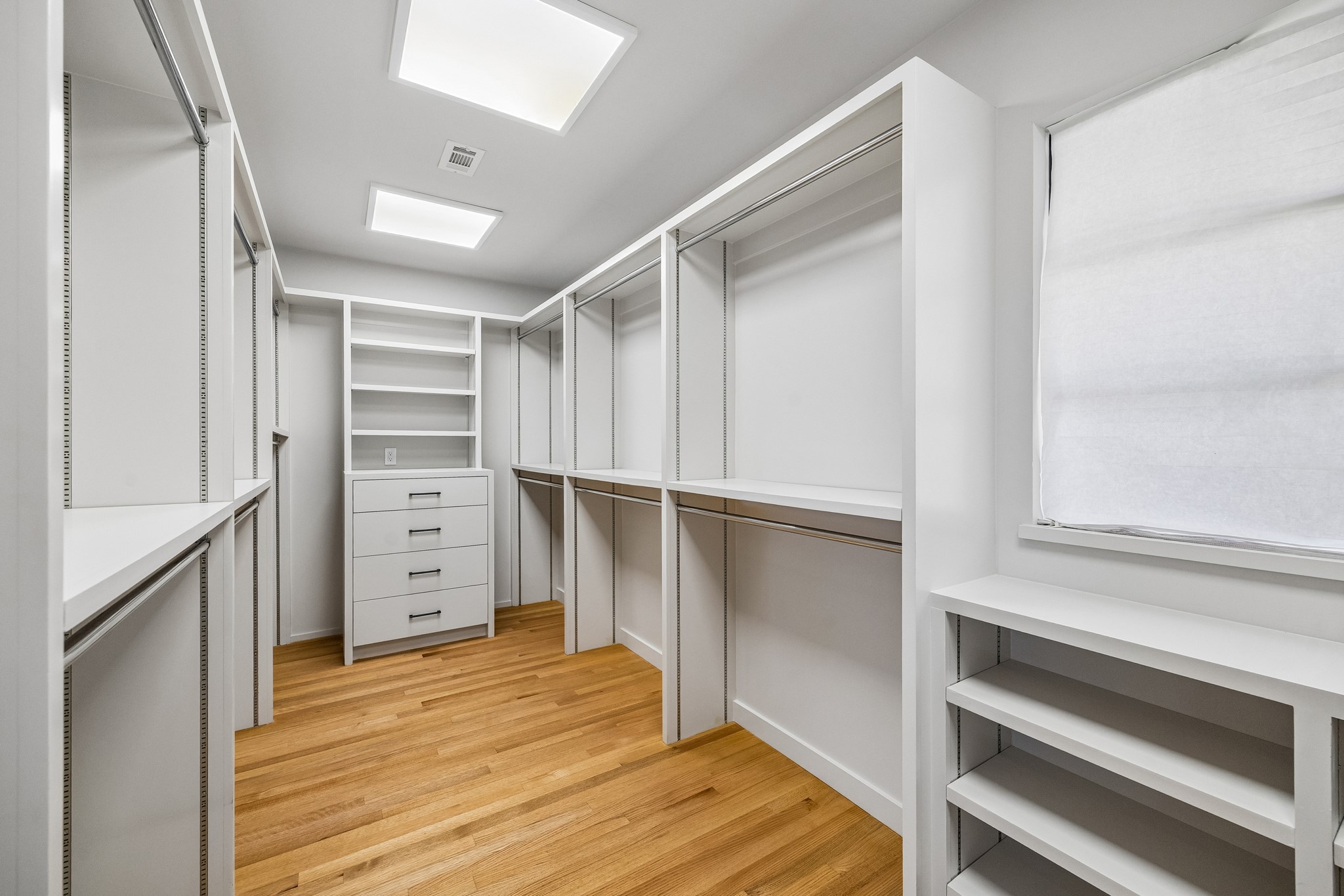 902 Worthshire Street, Houston, TX 77008