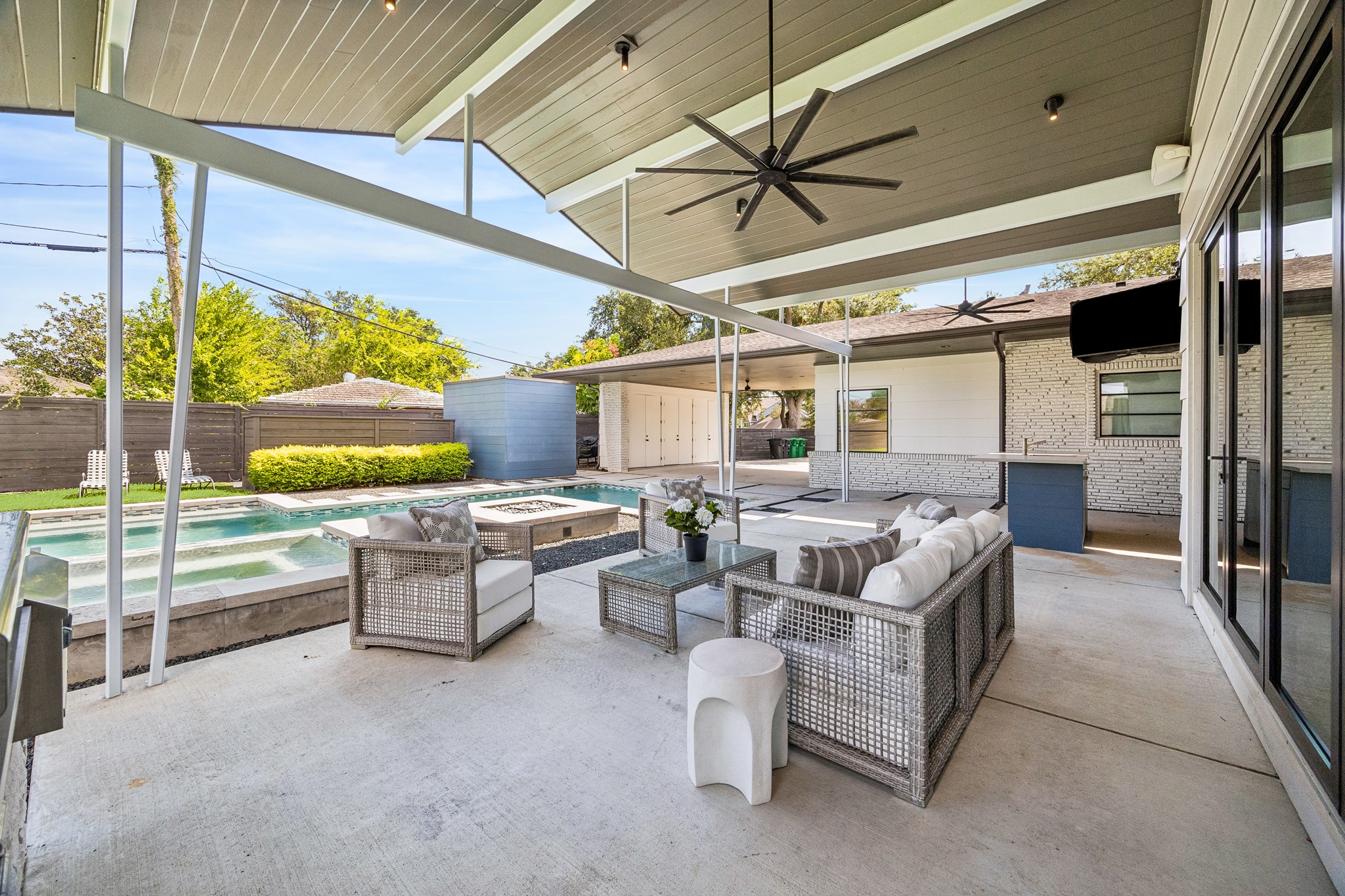 902 Worthshire Street, Houston, TX 77008