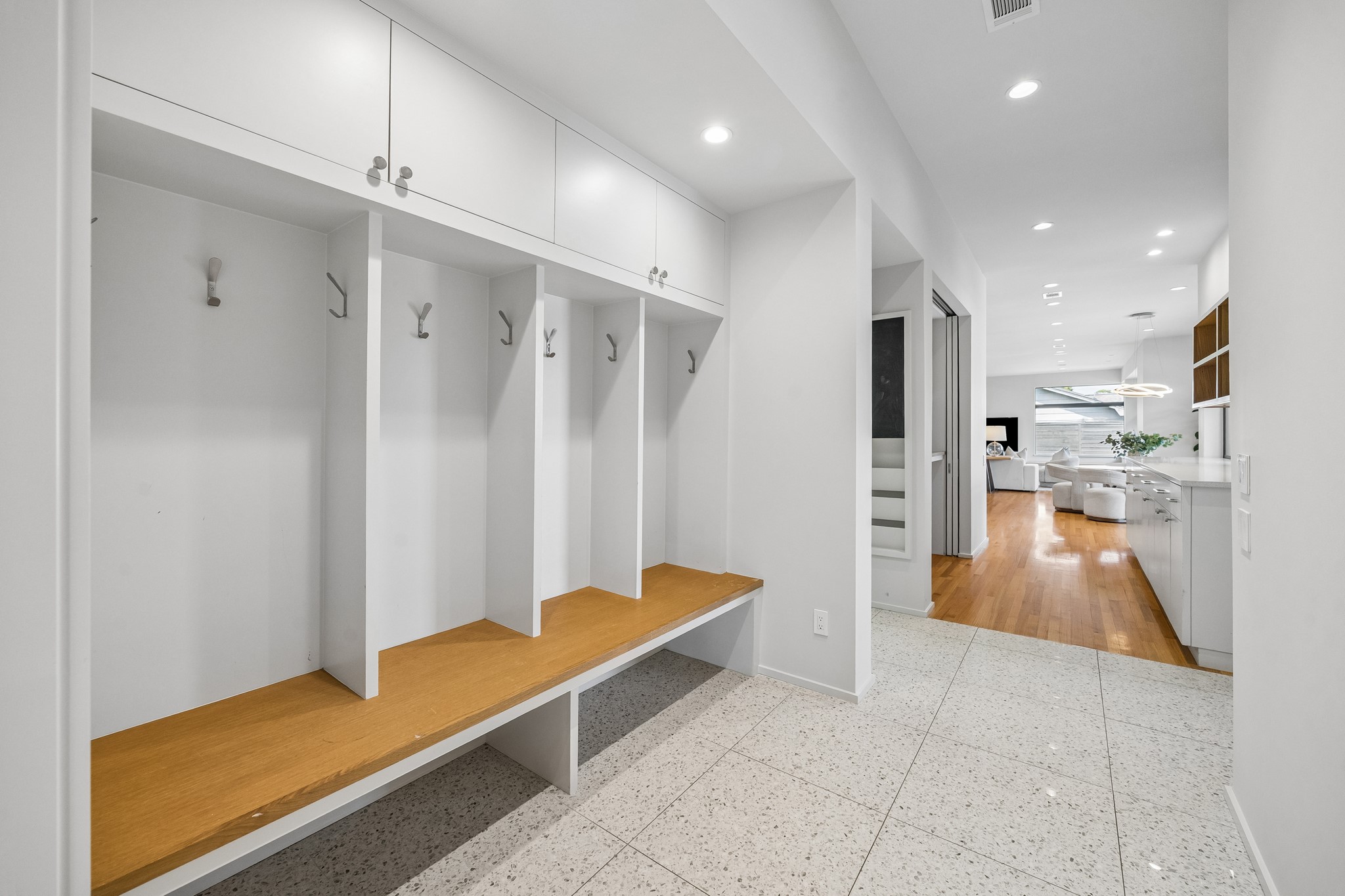 902 Worthshire Street, Houston, TX 77008