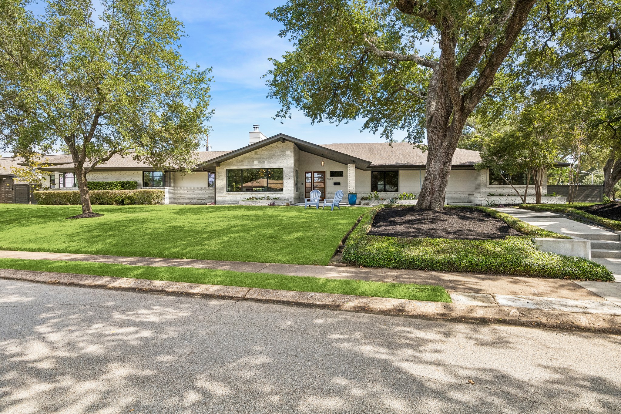 902 Worthshire Street, Houston, TX 77008