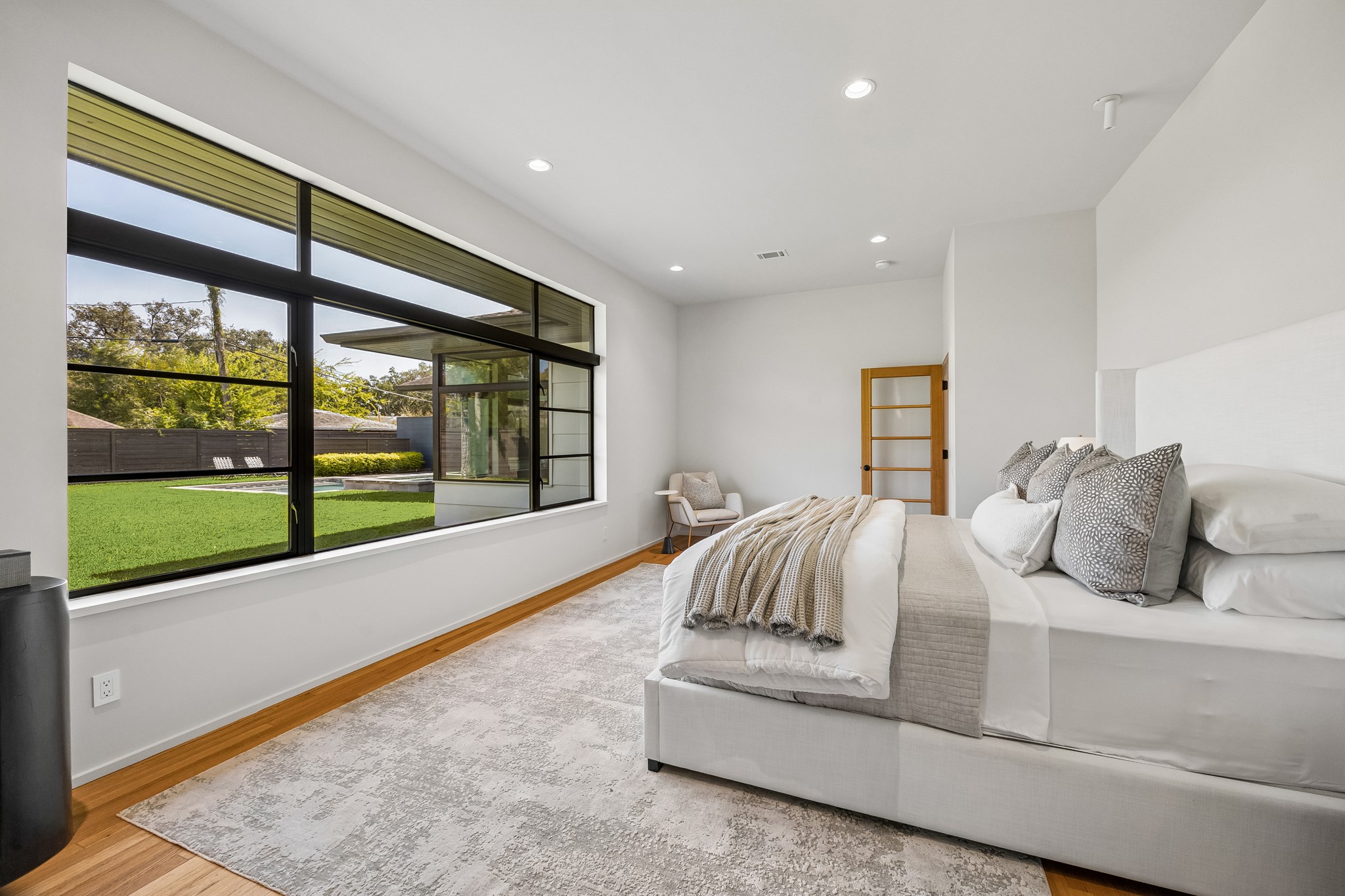 902 Worthshire Street, Houston, TX 77008