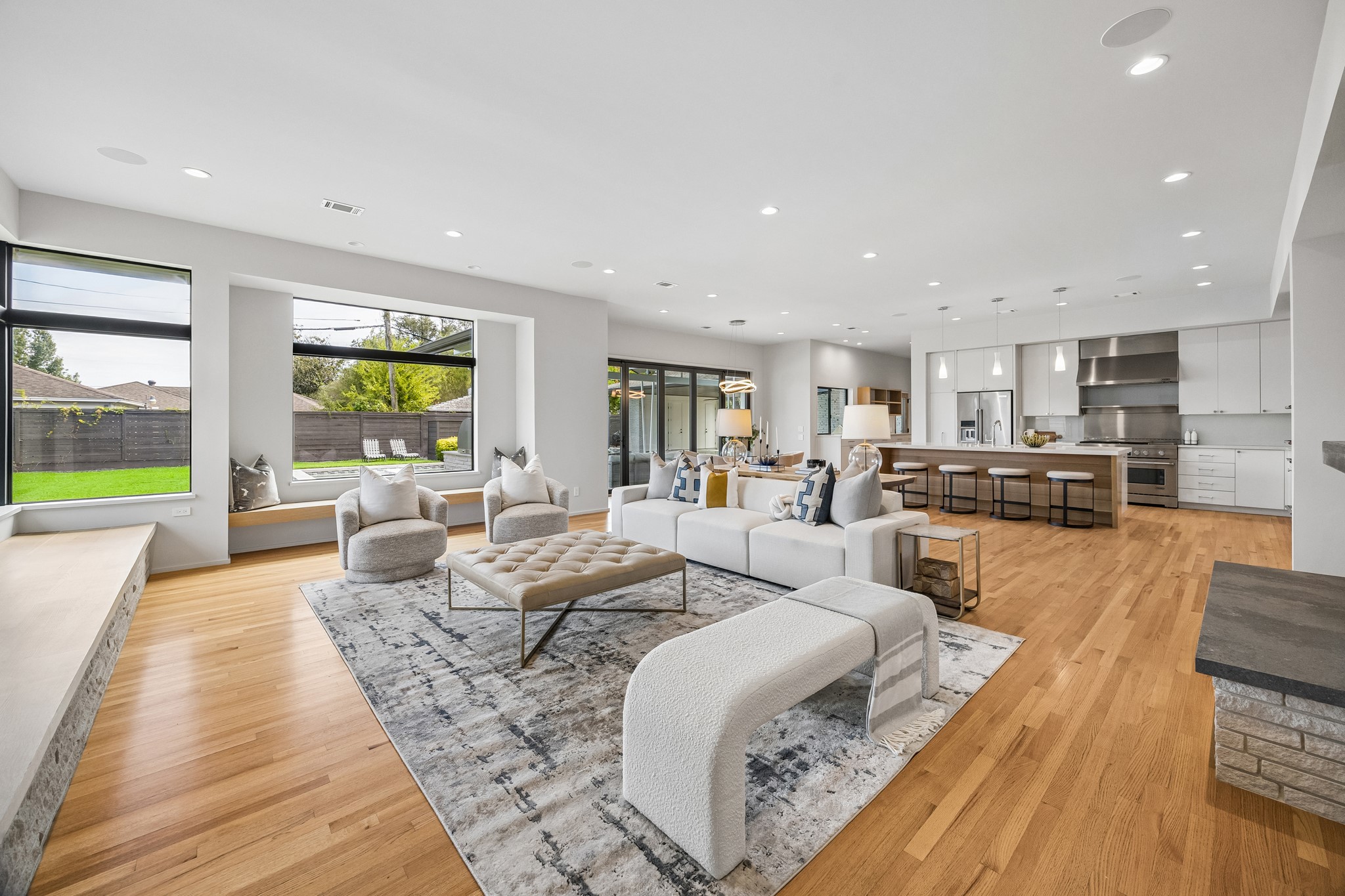902 Worthshire Street, Houston, TX 77008