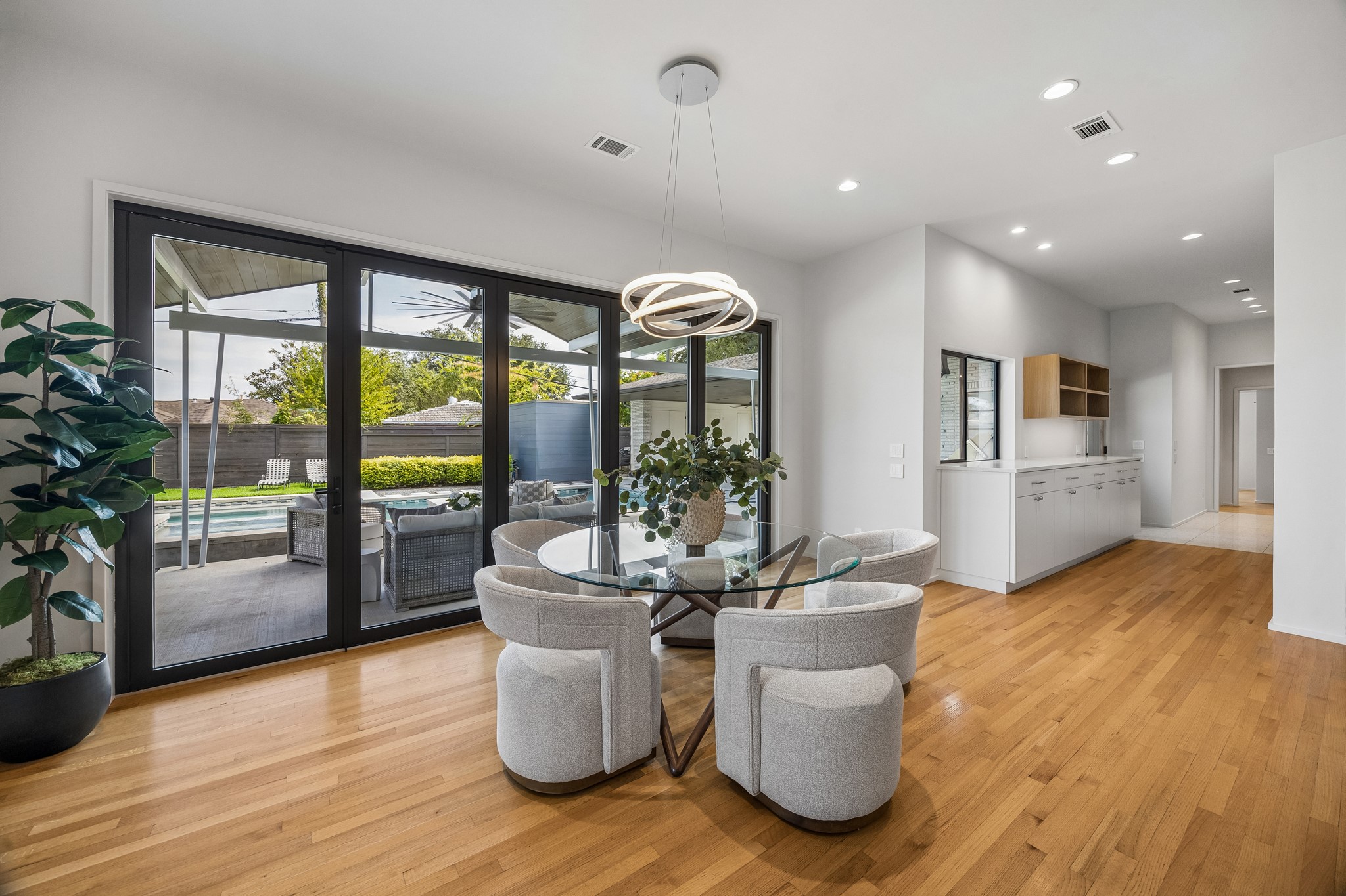 902 Worthshire Street, Houston, TX 77008