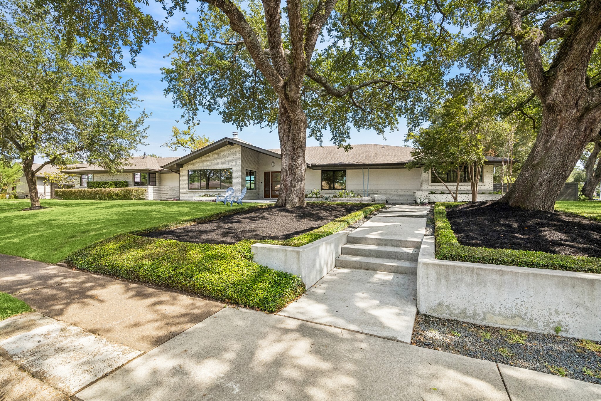 902 Worthshire Street, Houston, TX 77008