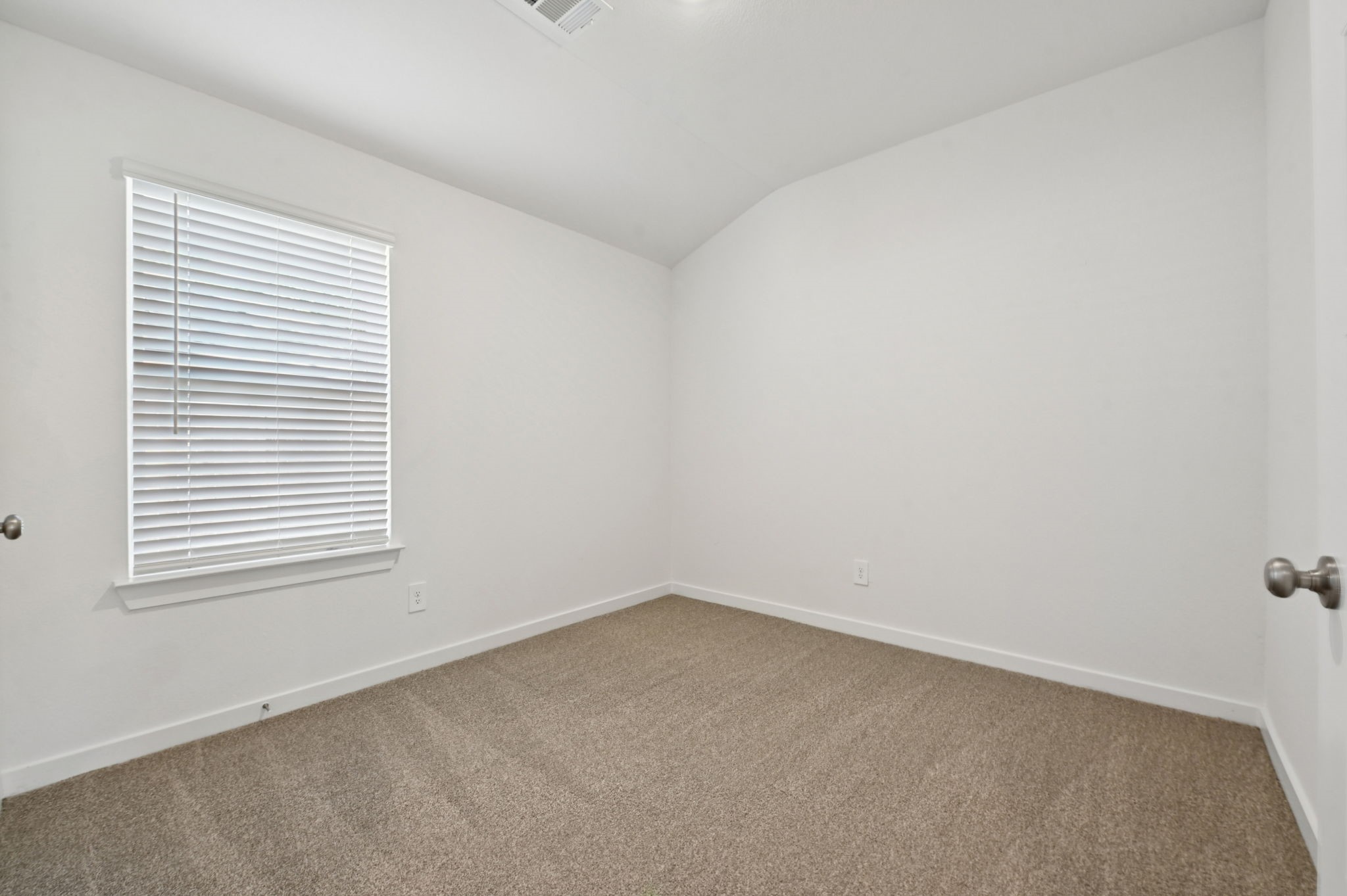 31020 Rova Boat Drive, Huffman, TX 77336