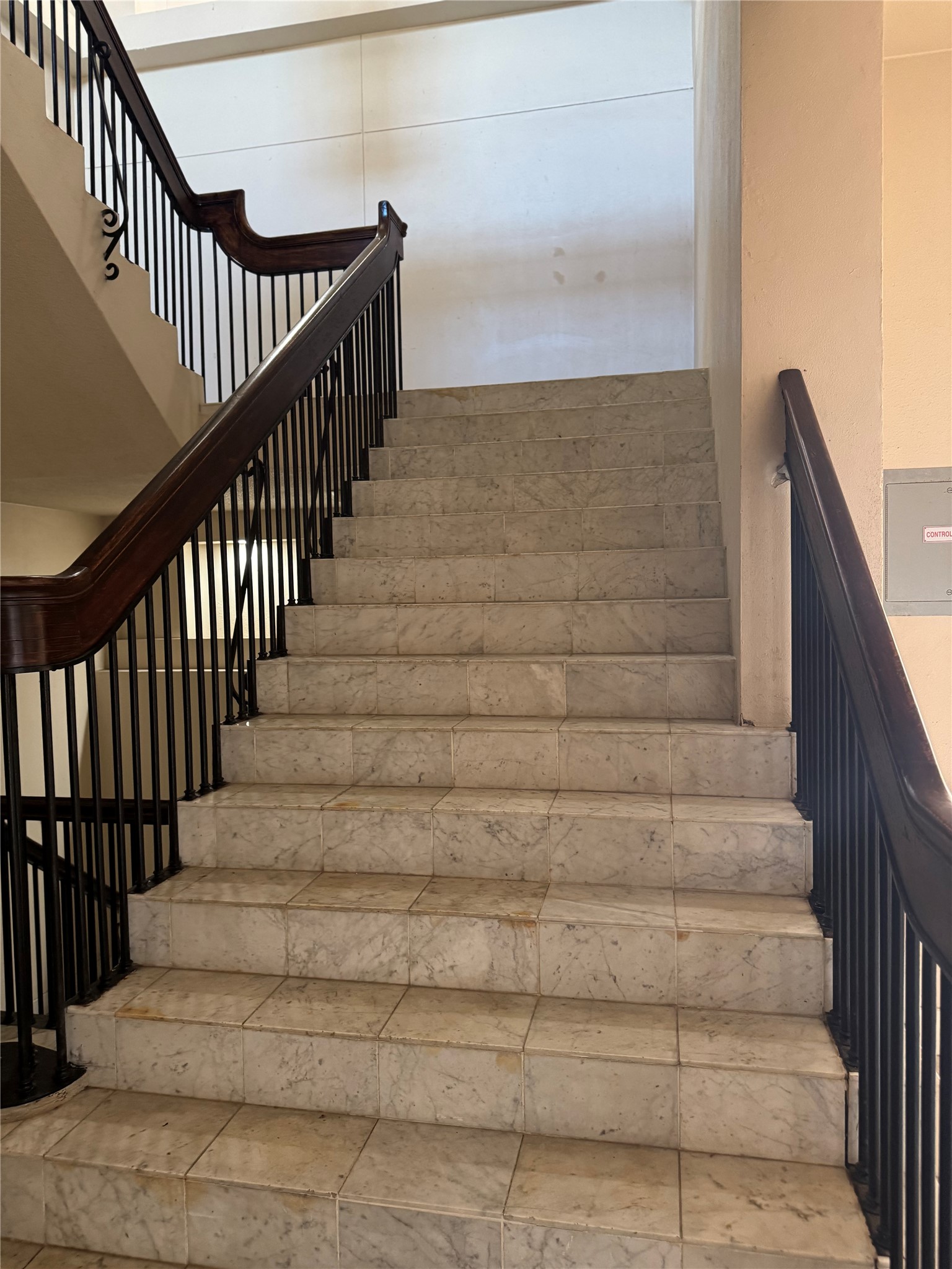 621 21st Street, #302, Galveston, TX 77550