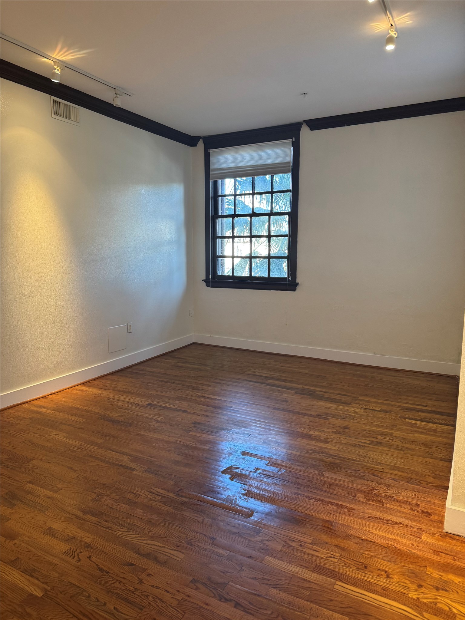 621 21st Street, #302, Galveston, TX 77550