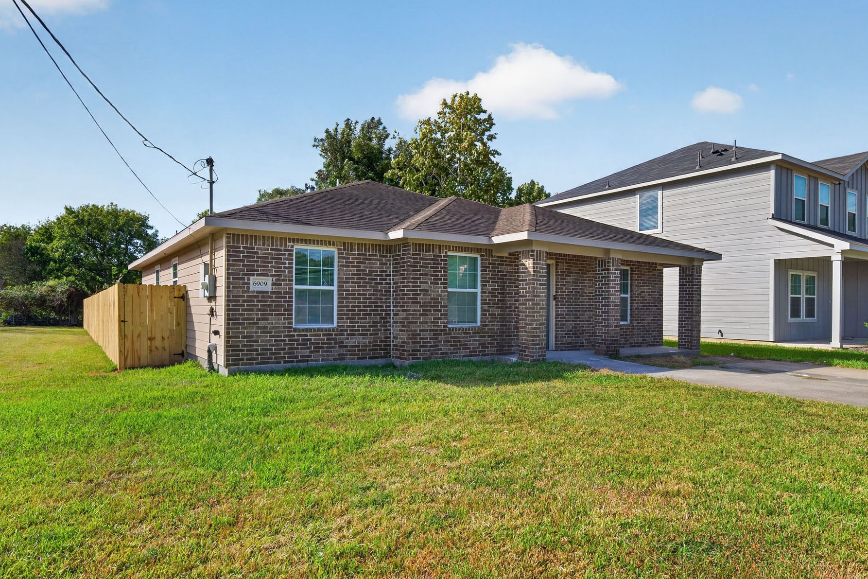 6909 Carver Avenue, Texas City, TX 77591 6909 Carver Avenue, Texas City, TX 77591