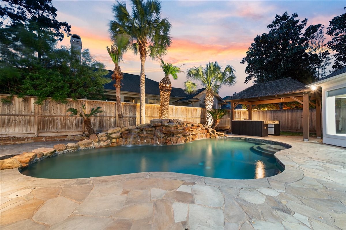 7118 Sedona Hills, Houston, TX 77069