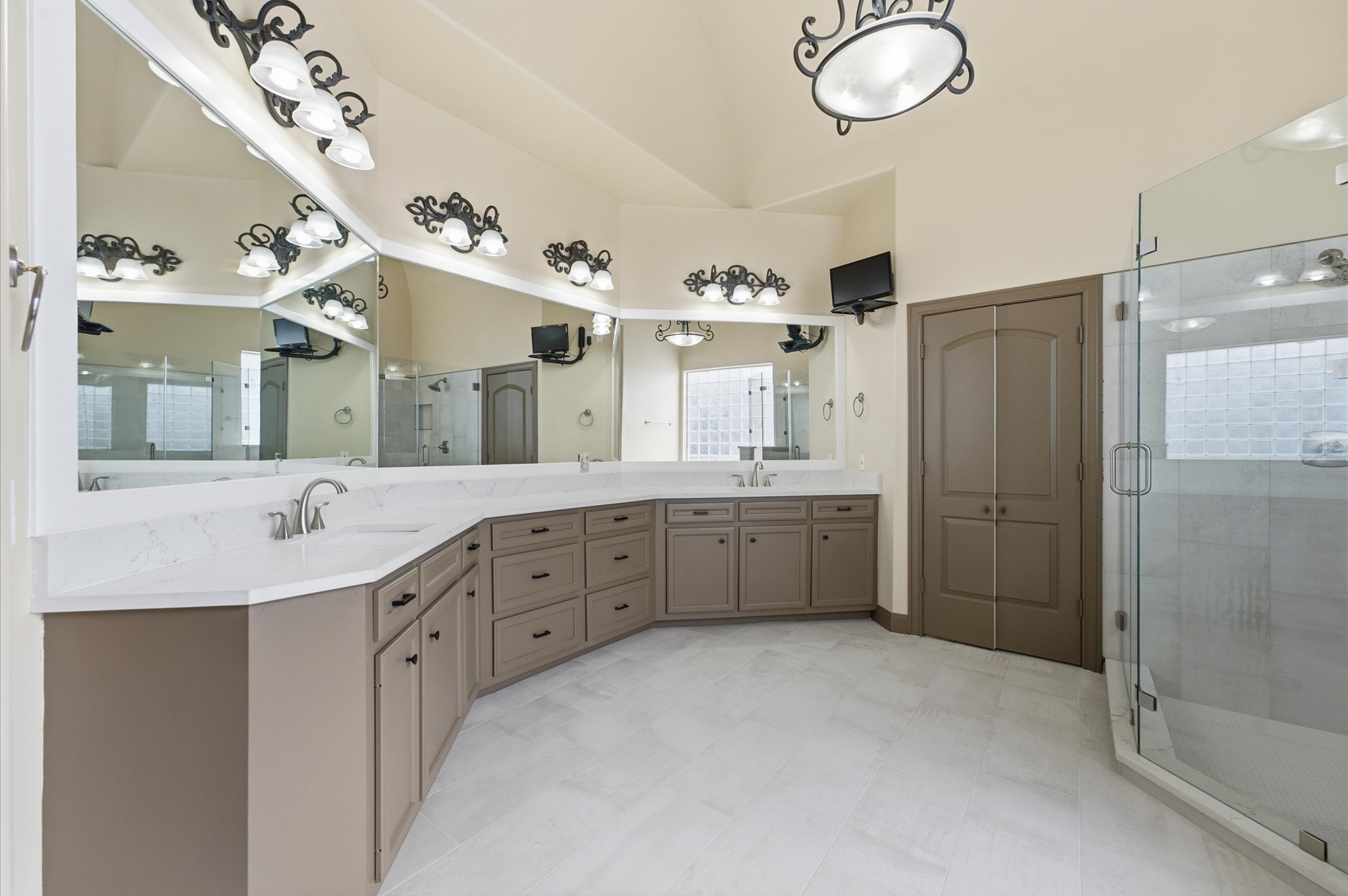 7118 Sedona Hills, Houston, TX 77069