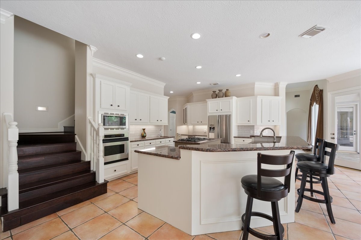 7118 Sedona Hills, Houston, TX 77069