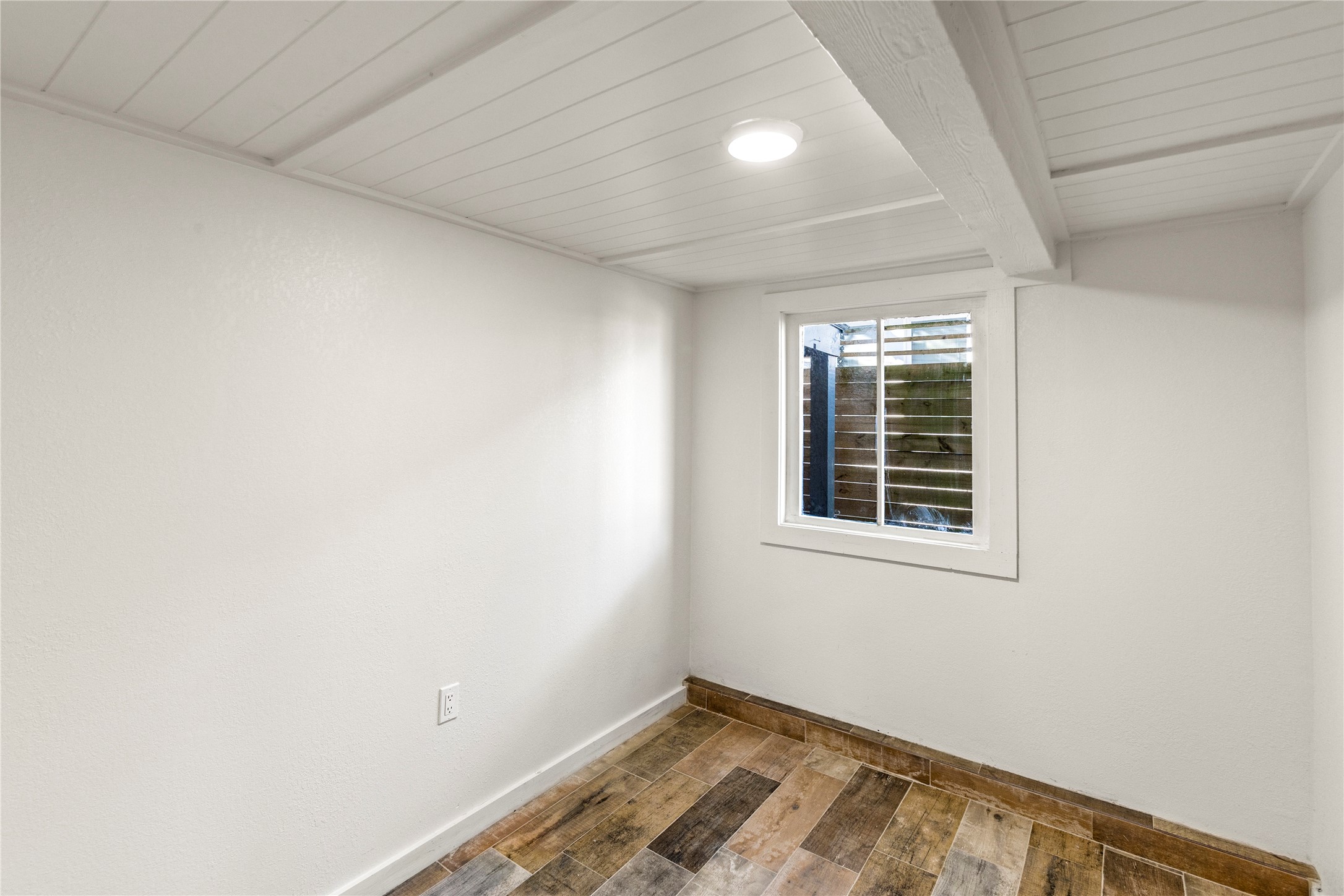 Smaller bedroom
