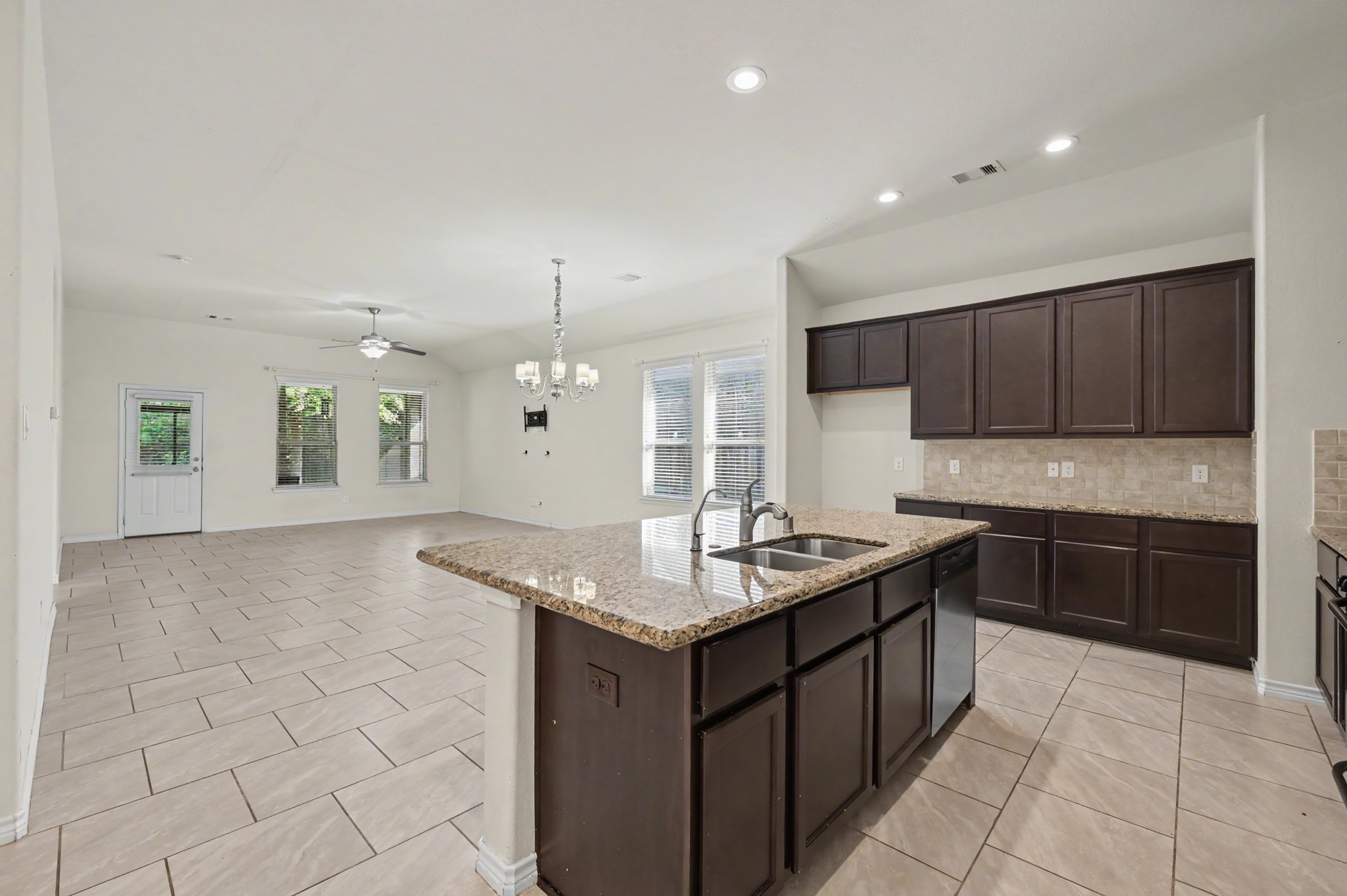 12250 Antilles Lane, Conroe, TX 77304 12250 Antilles Lane, Conroe, TX 77304