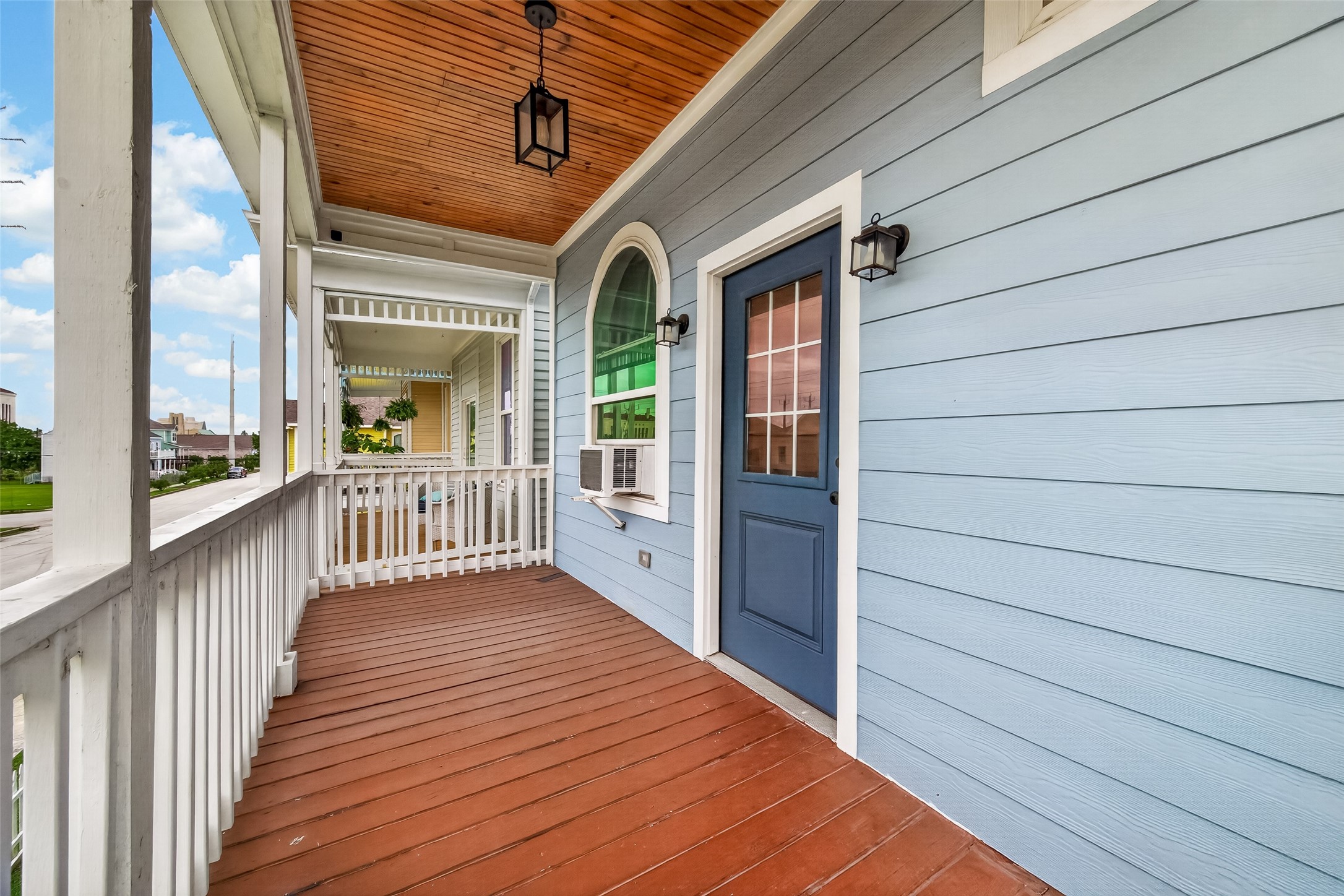 2815 Ball Street, Galveston, TX 77550
