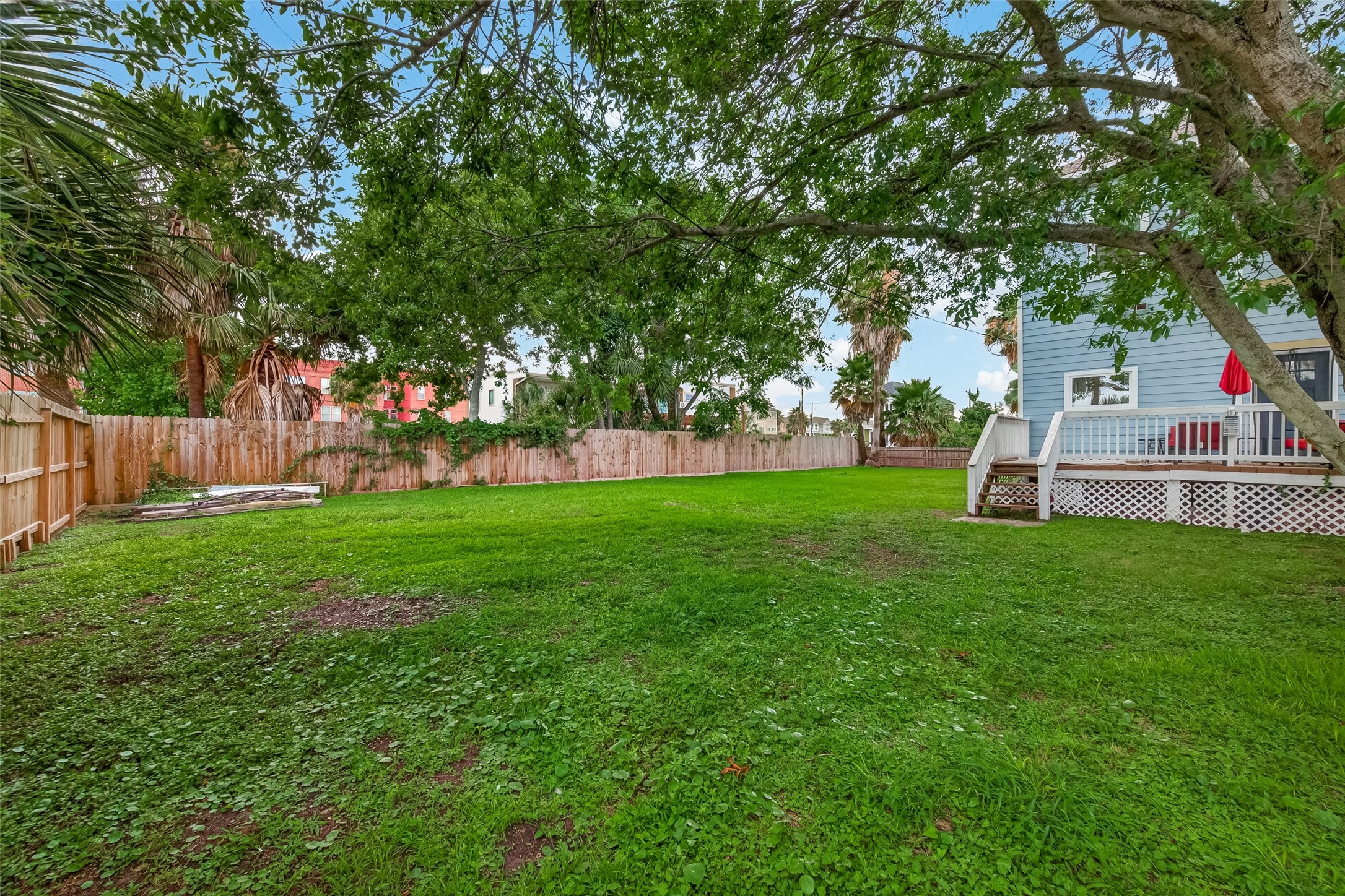 2815 Ball Street, Galveston, TX 77550