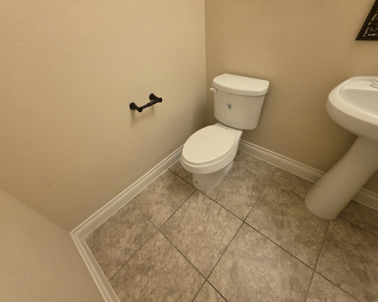 Guest half bath