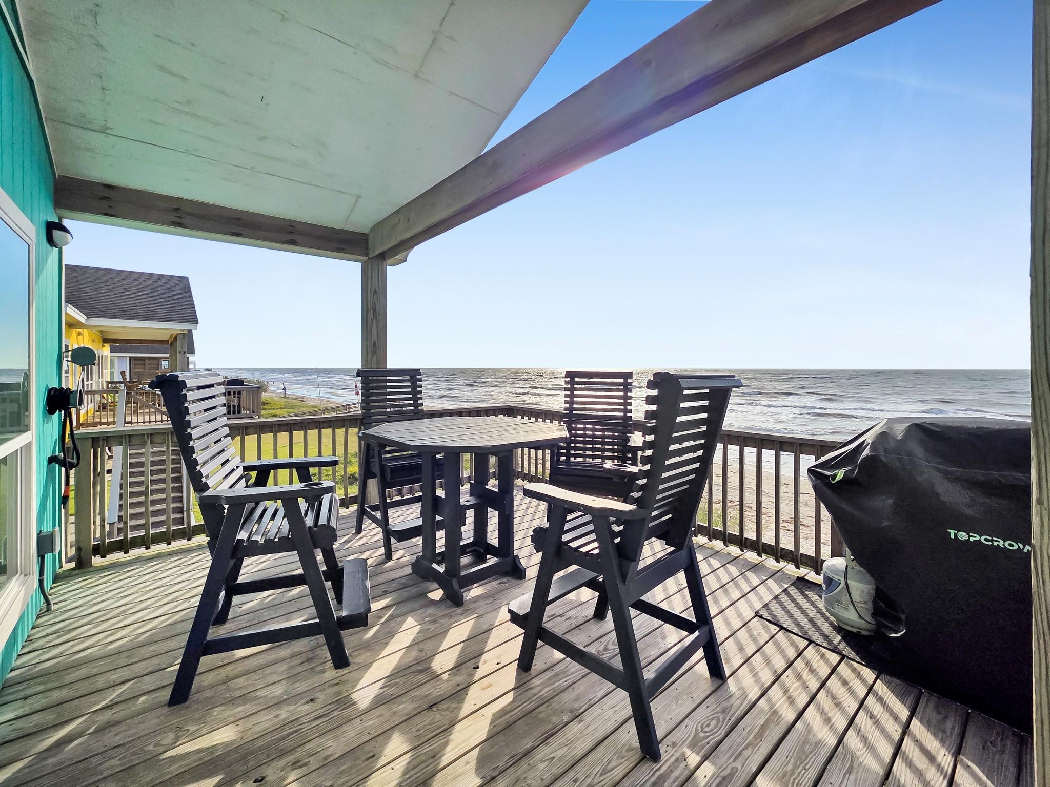 2482 Highway 87, Gilchrist, TX 77617