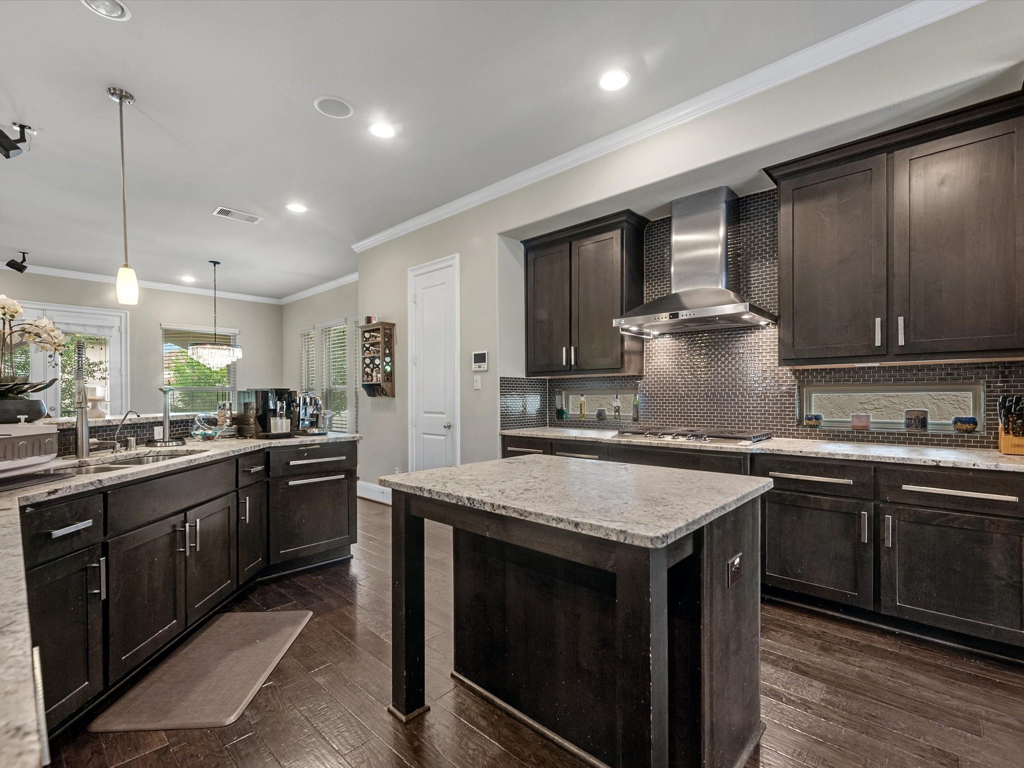 15922 Morgan Street, Sugar Land, TX 77478