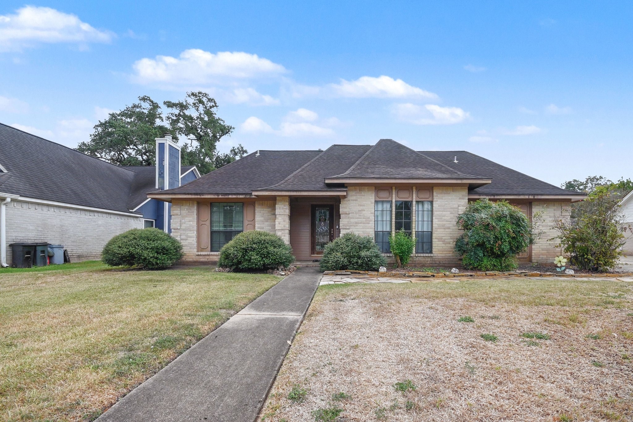 112 Raintree Lane, Lake Jackson, TX 77566 112 Raintree Lane, Lake Jackson, TX 77566