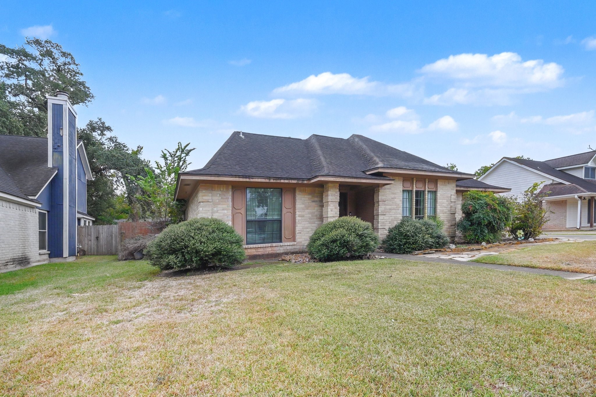112 Raintree Lane, Lake Jackson, TX 77566 112 Raintree Lane, Lake Jackson, TX 77566