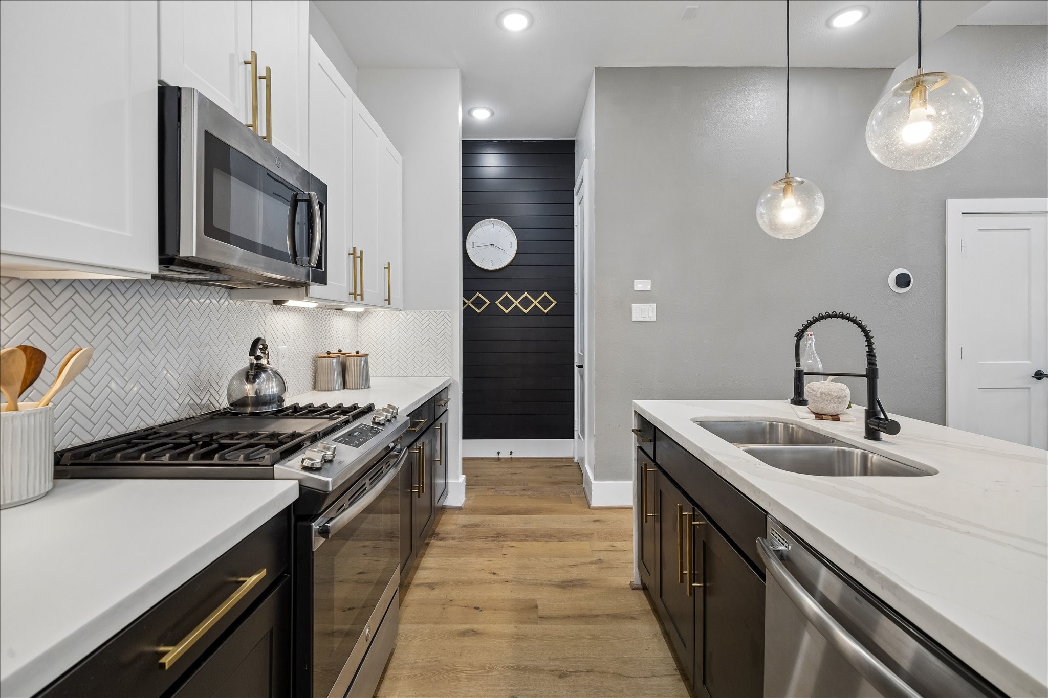 9010 Wellspring Drive, Houston, TX 77080